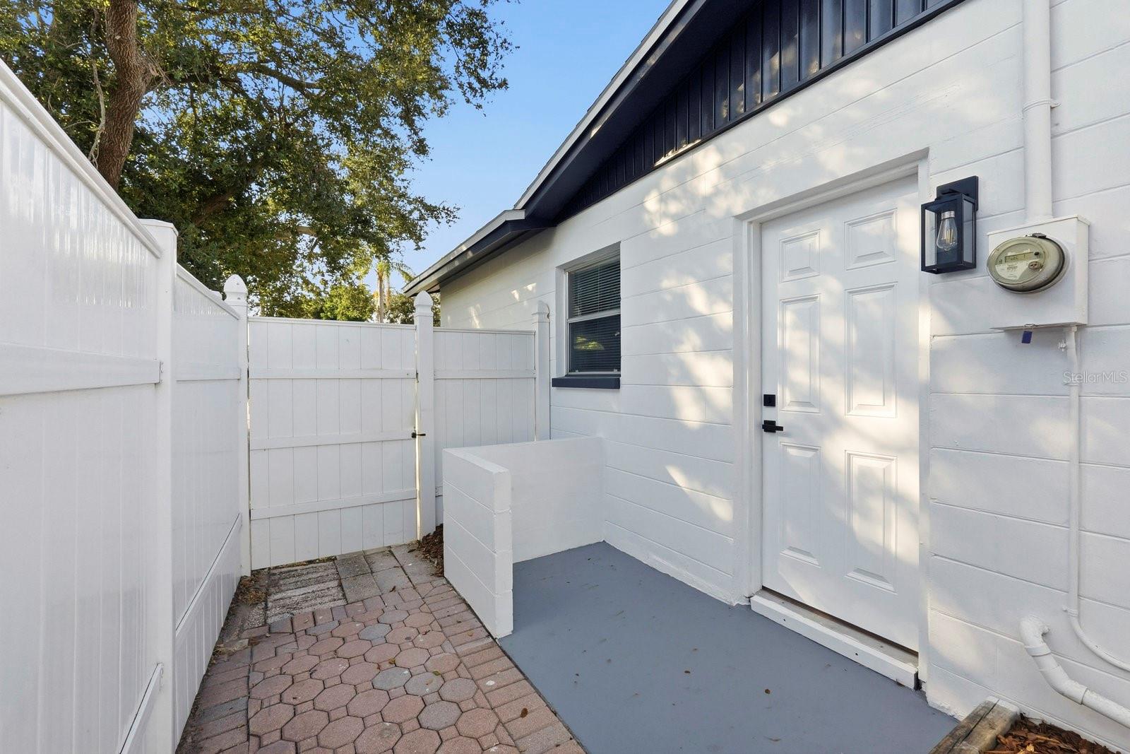 Image 28 of 31 For 11123 111th Street