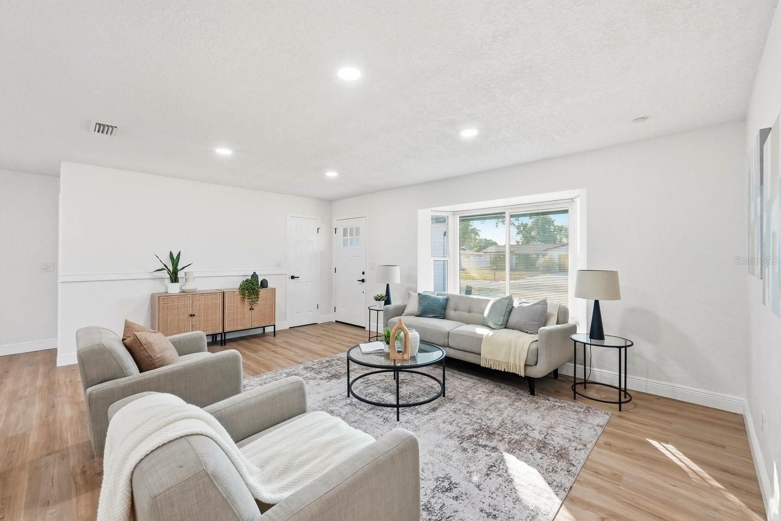 Image 5 of 31 For 11123 111th Street