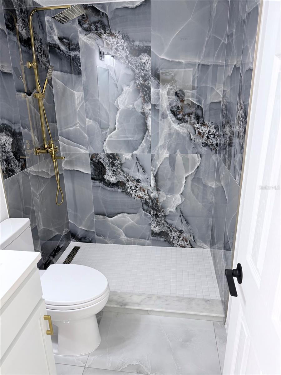 Image 14 of 39 For 5025 State Road 54