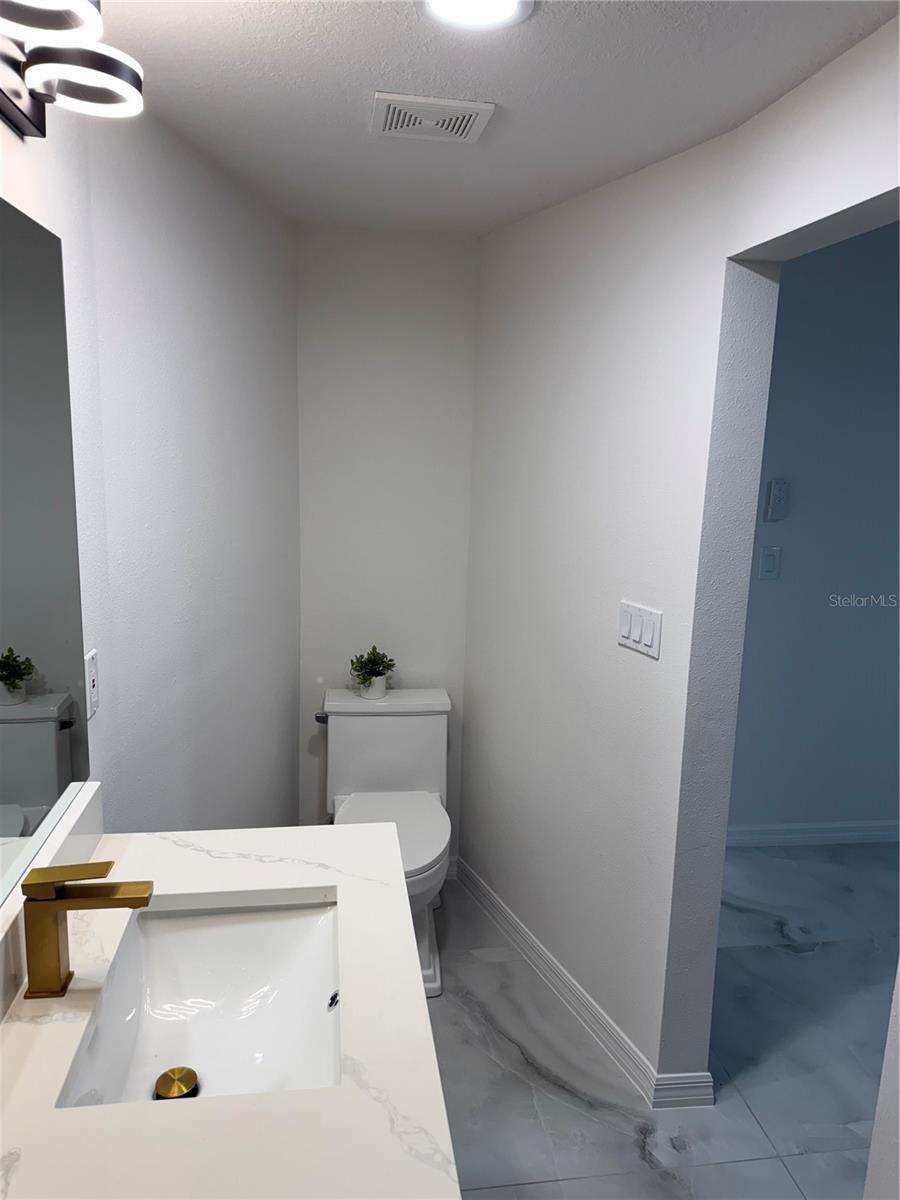 Image 23 of 39 For 5025 State Road 54