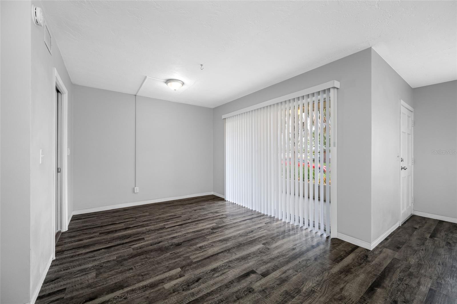 Image 3 of 23 For 50 Liberty Way 10