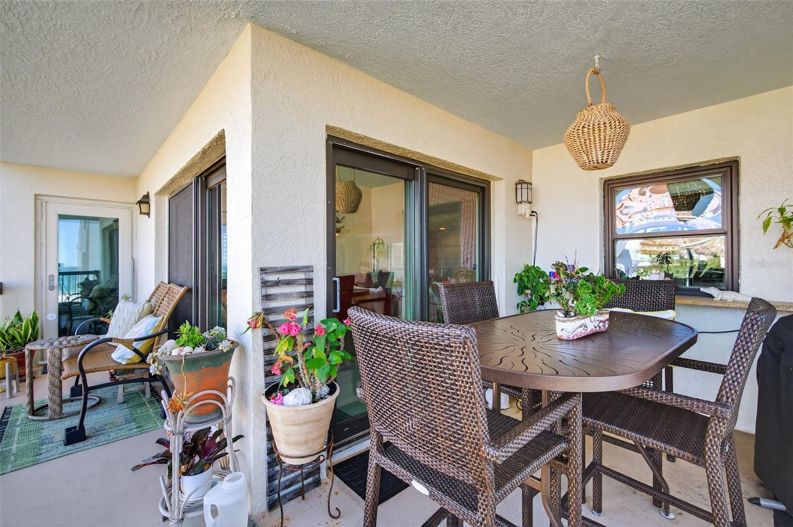 Image 19 of 81 For 3200 Gulf Boulevard 203