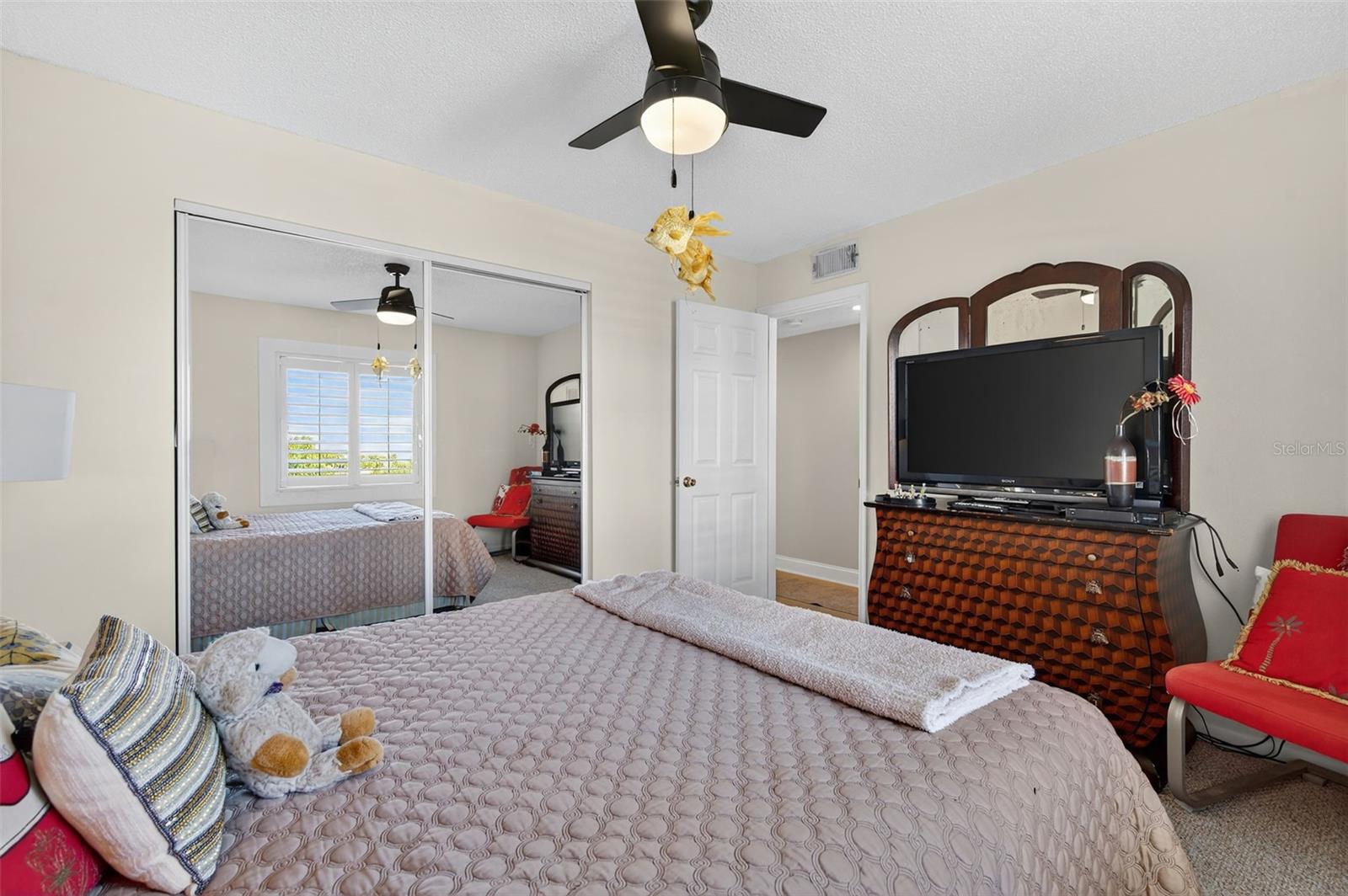 Image 32 of 81 For 3200 Gulf Boulevard 203