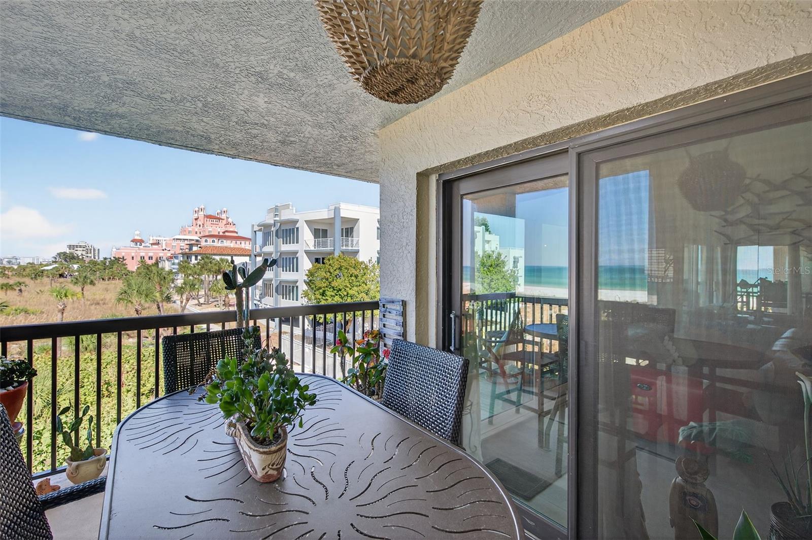 Image 43 of 81 For 3200 Gulf Boulevard 203