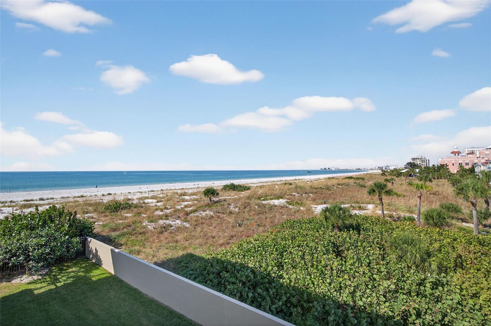 Image 52 of 81 For 3200 Gulf Boulevard 203