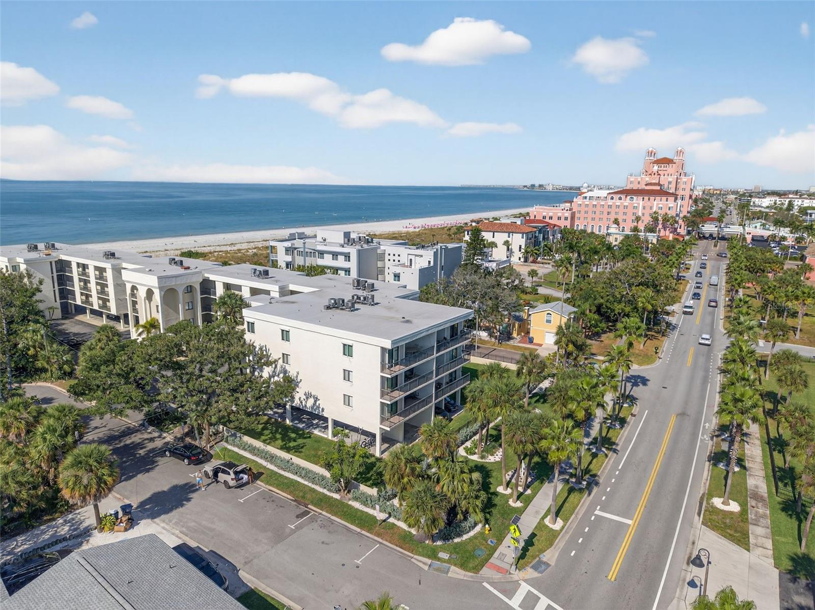 Image 54 of 81 For 3200 Gulf Boulevard 203