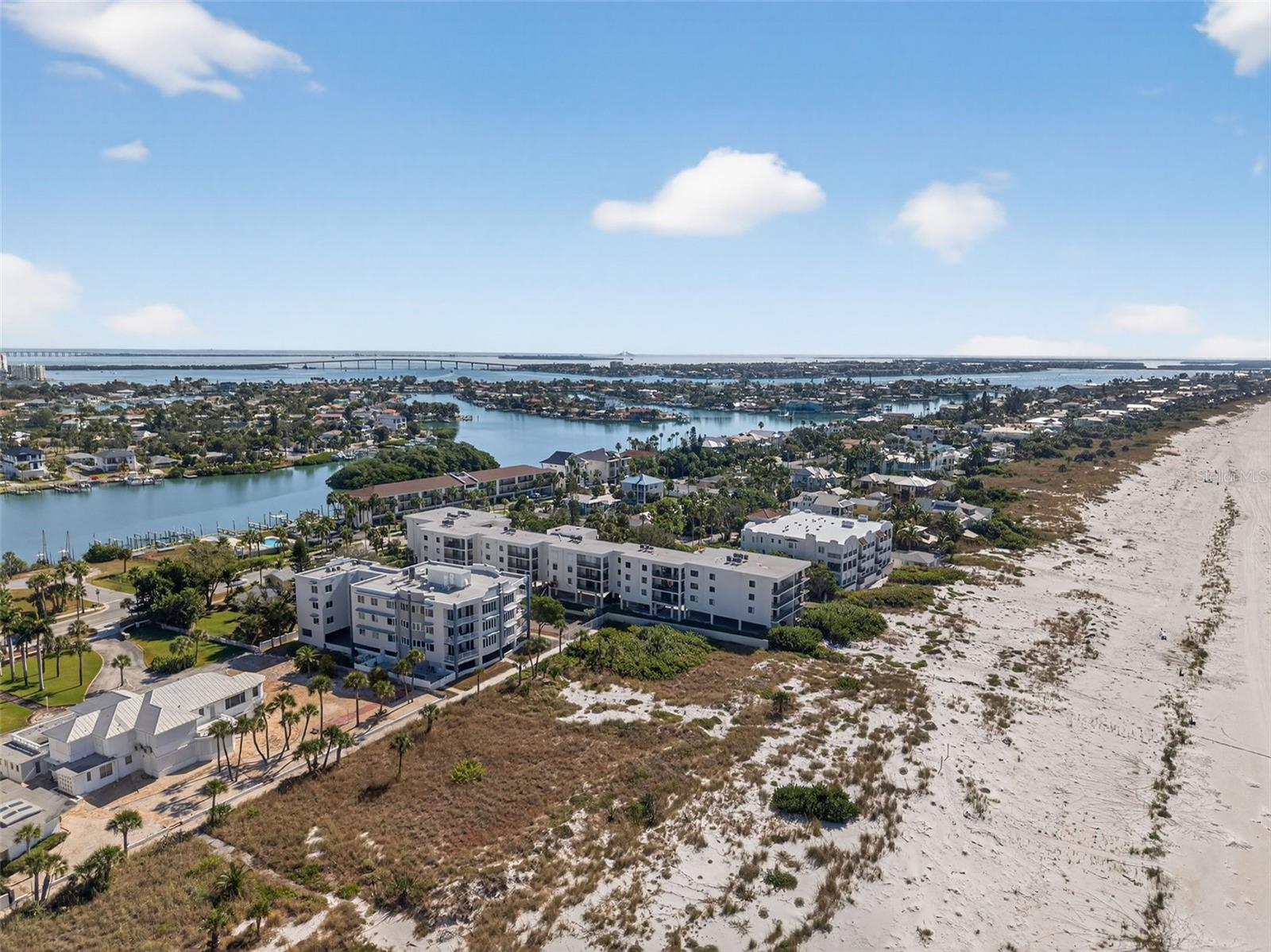 Image 70 of 81 For 3200 Gulf Boulevard 203