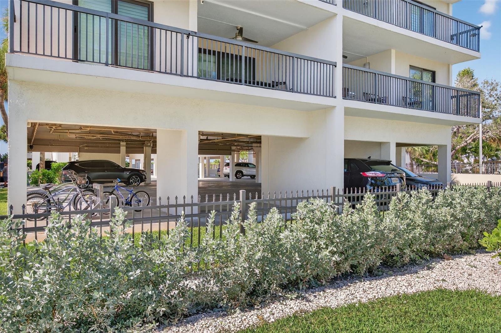 Image 77 of 81 For 3200 Gulf Boulevard 203