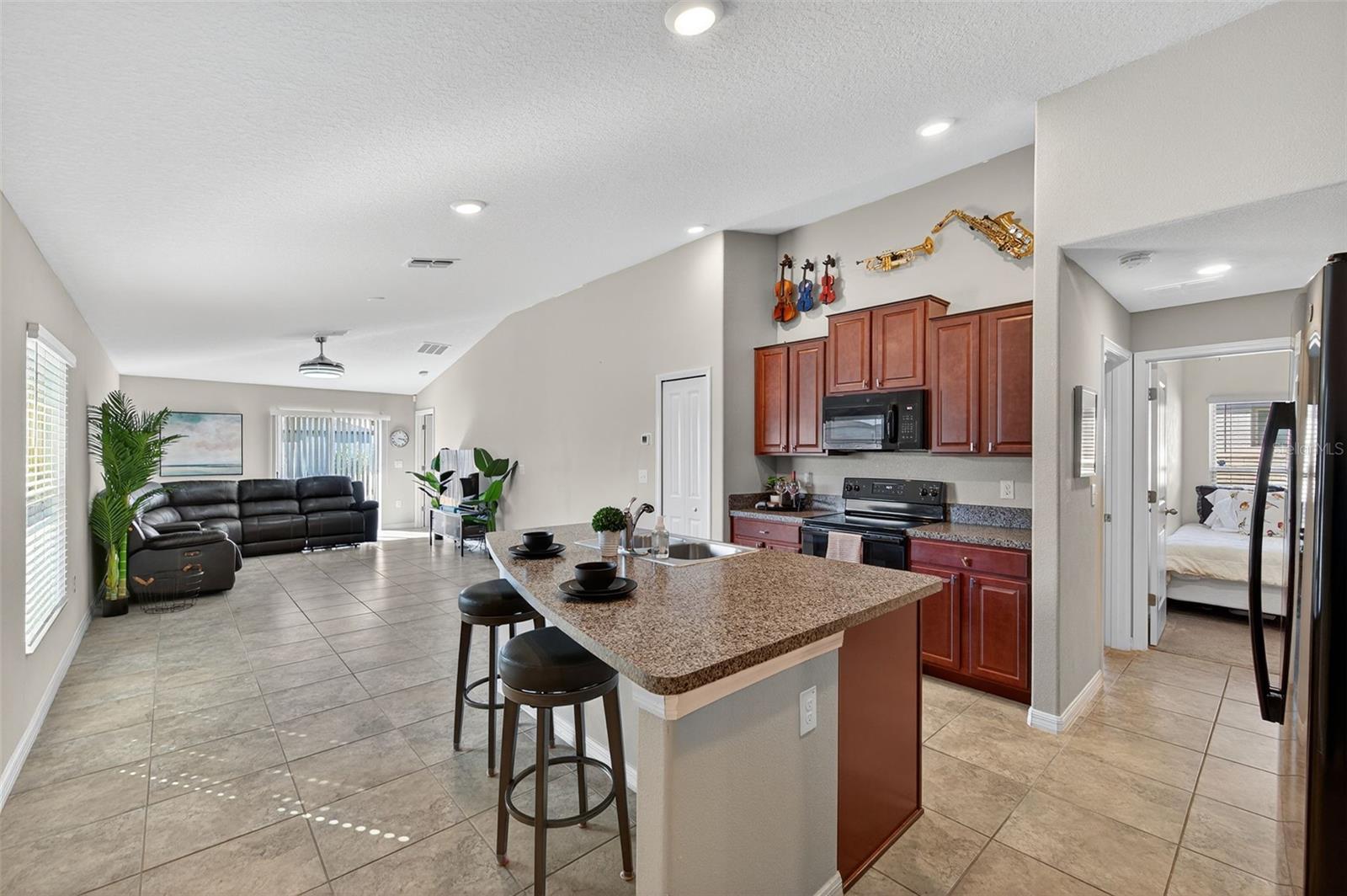 Image 7 of 85 For 7217 Salt River Avenue