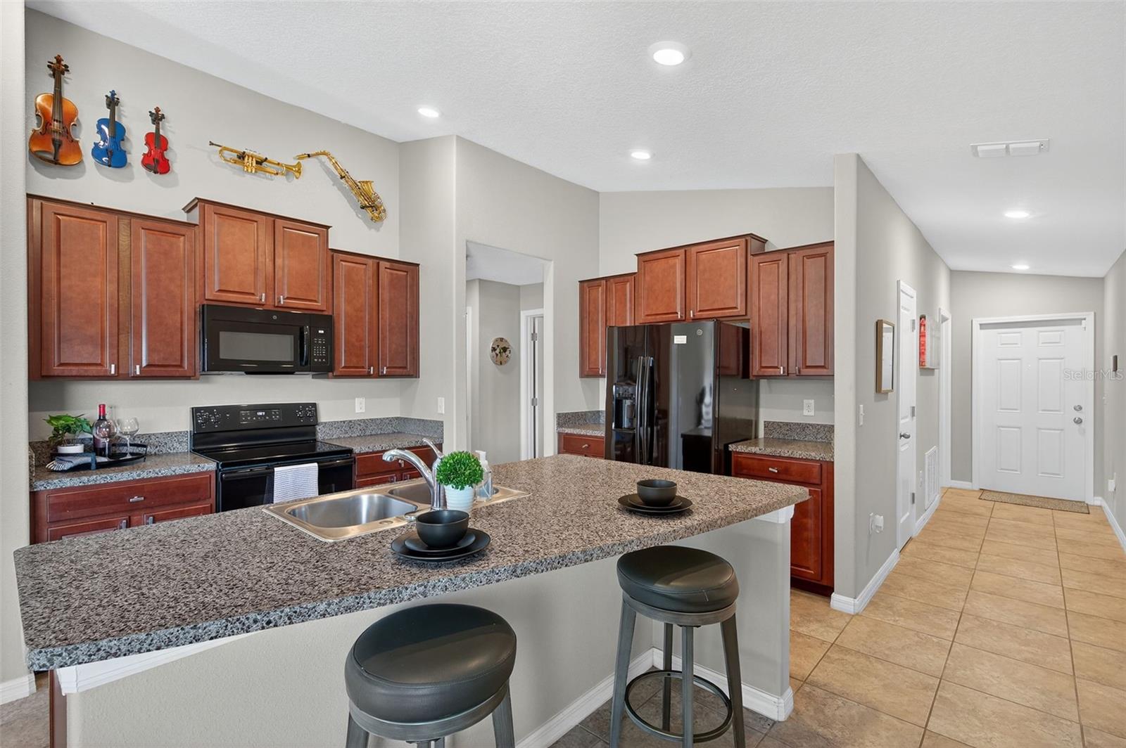 Image 8 of 85 For 7217 Salt River Avenue