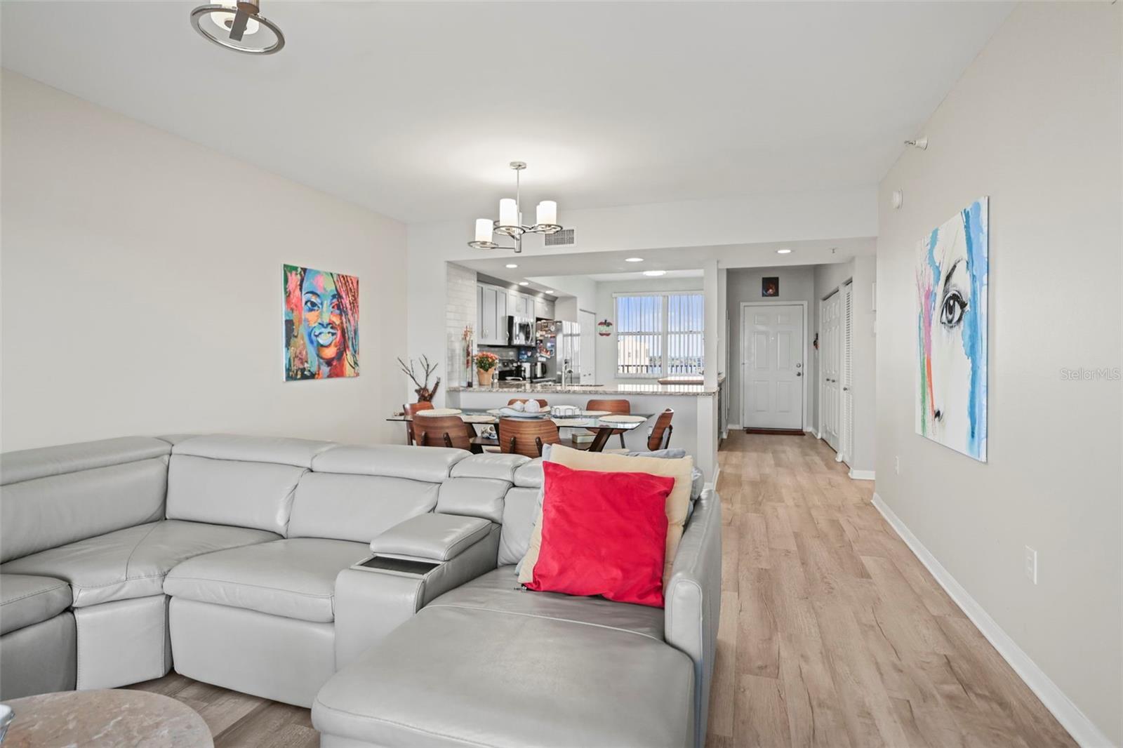 Image 22 of 42 For 6495 Shoreline Drive 8502