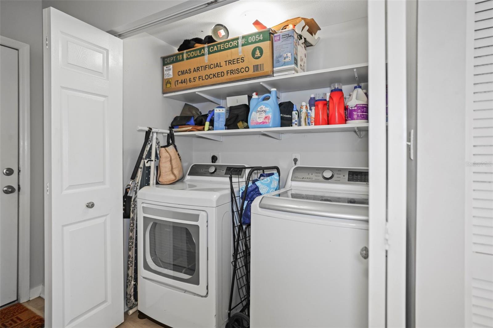 Image 25 of 42 For 6495 Shoreline Drive 8502