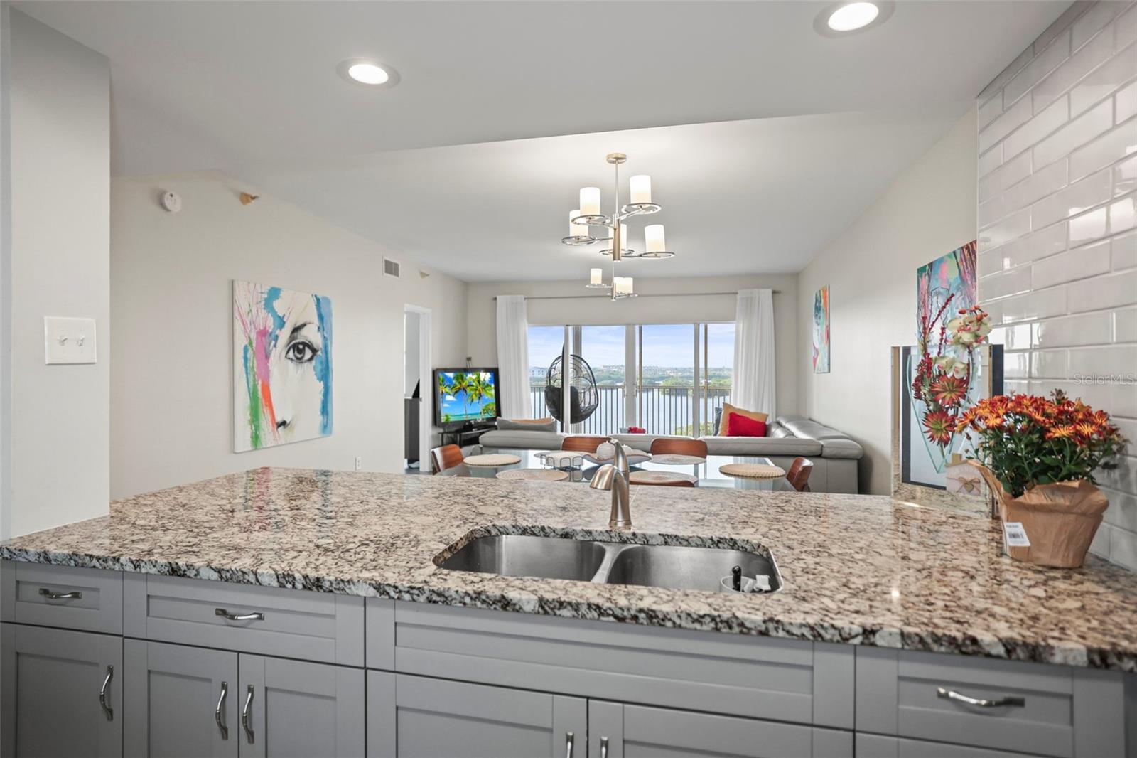 Image 6 of 42 For 6495 Shoreline Drive 8502