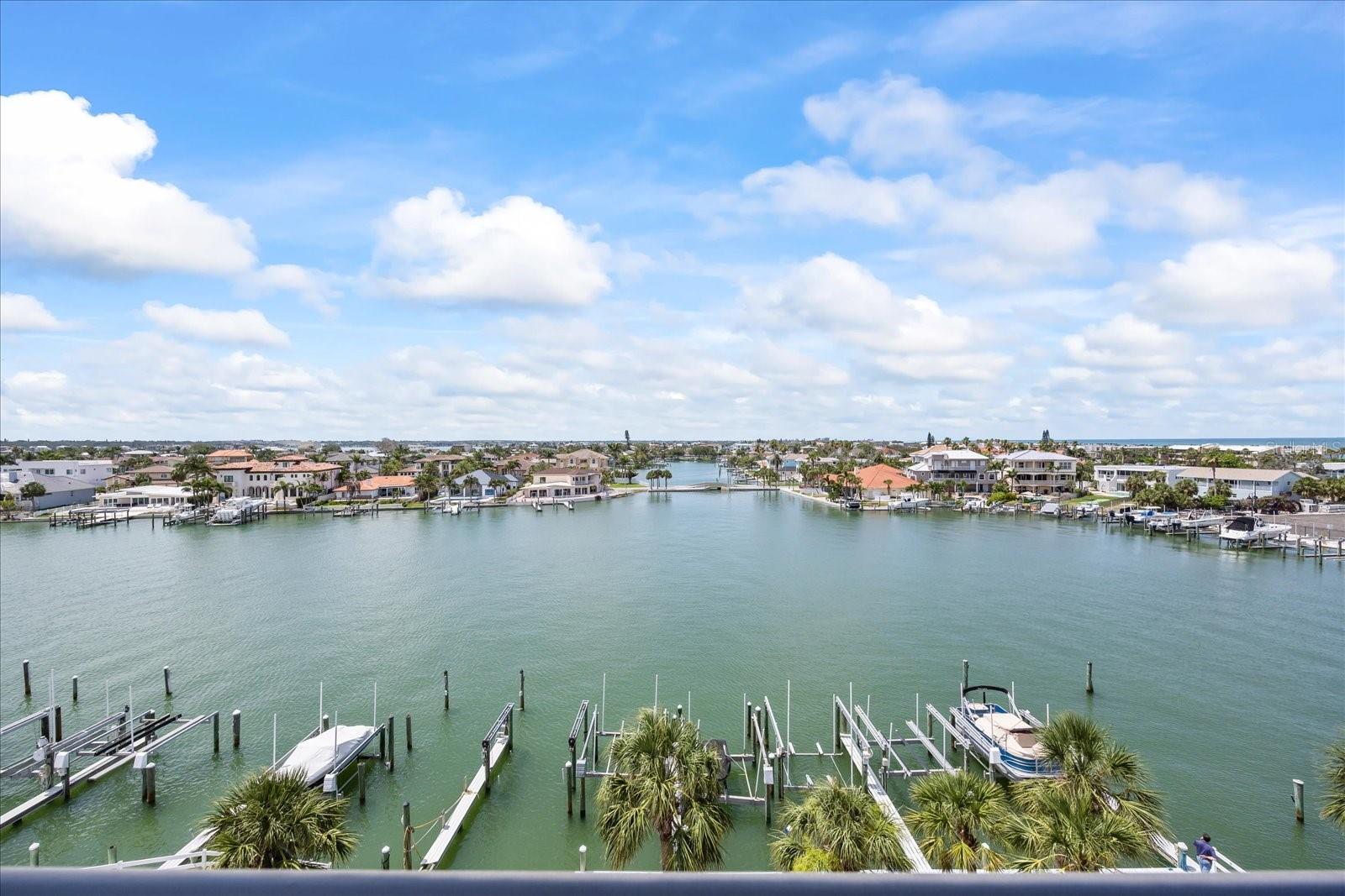 Image 19 of 66 For 1651 Sand Key Estates Court 54