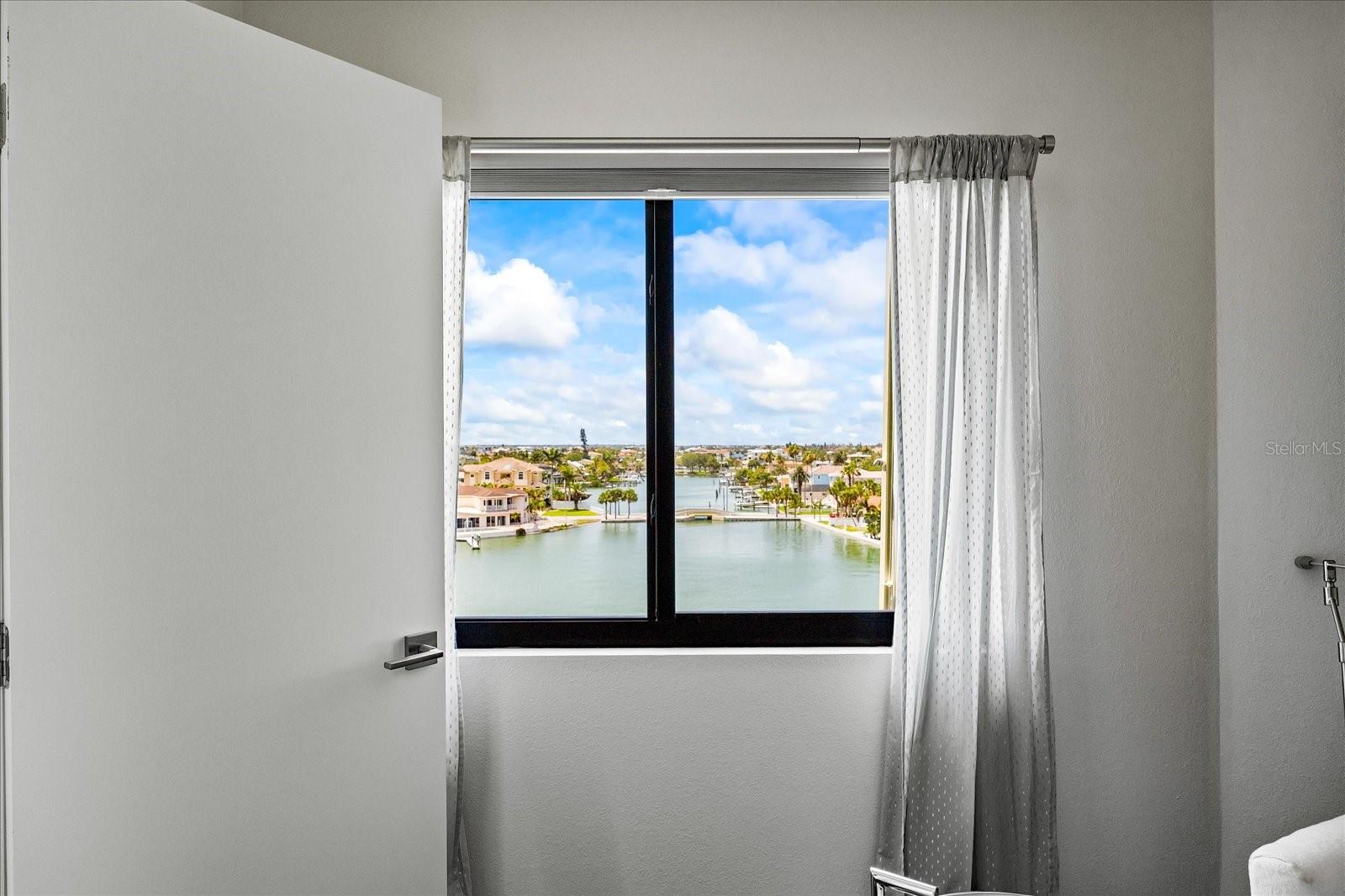 Image 34 of 66 For 1651 Sand Key Estates Court 54