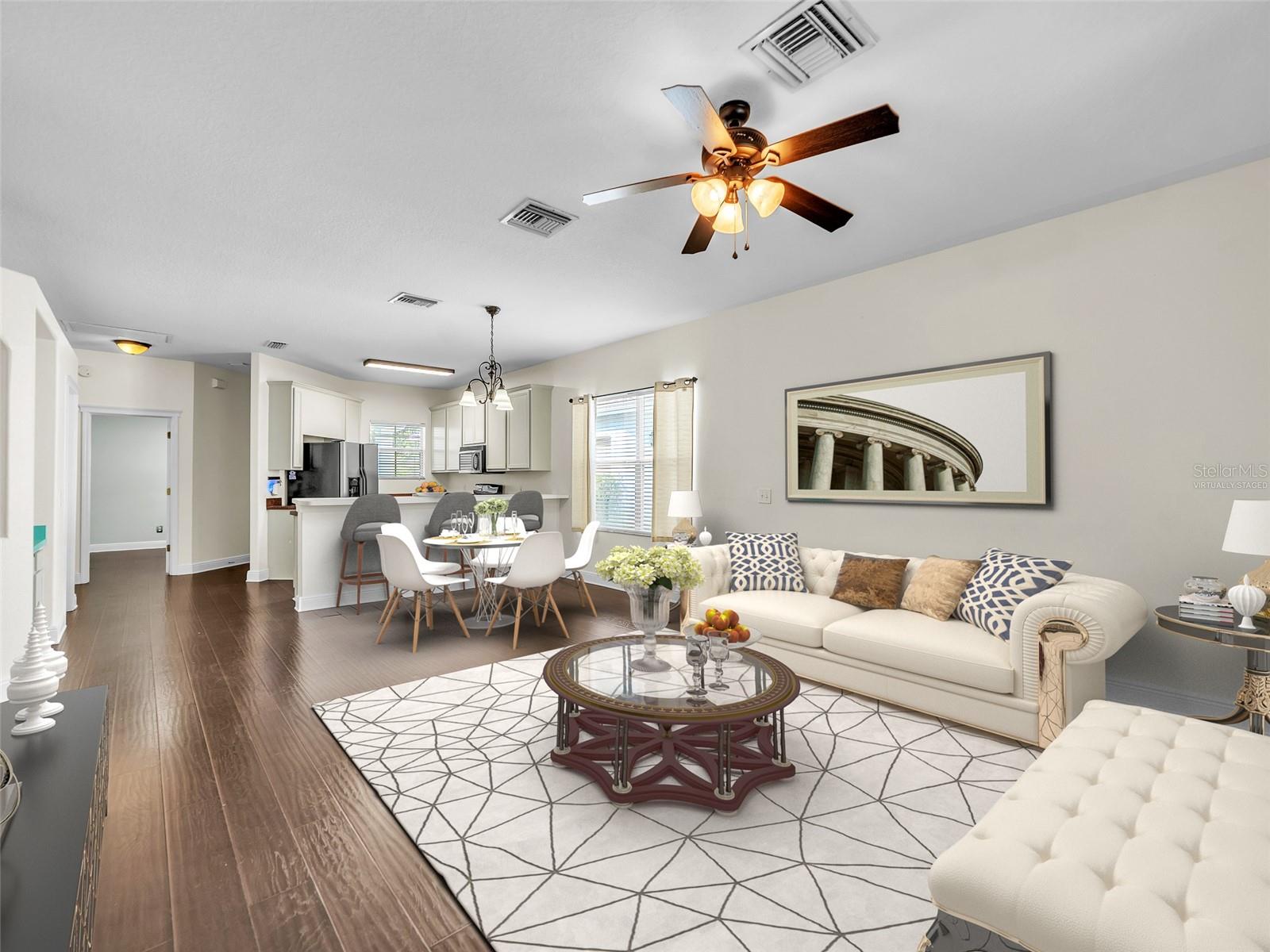 Listing photo id 10 for 6927 Surrey Hill Place