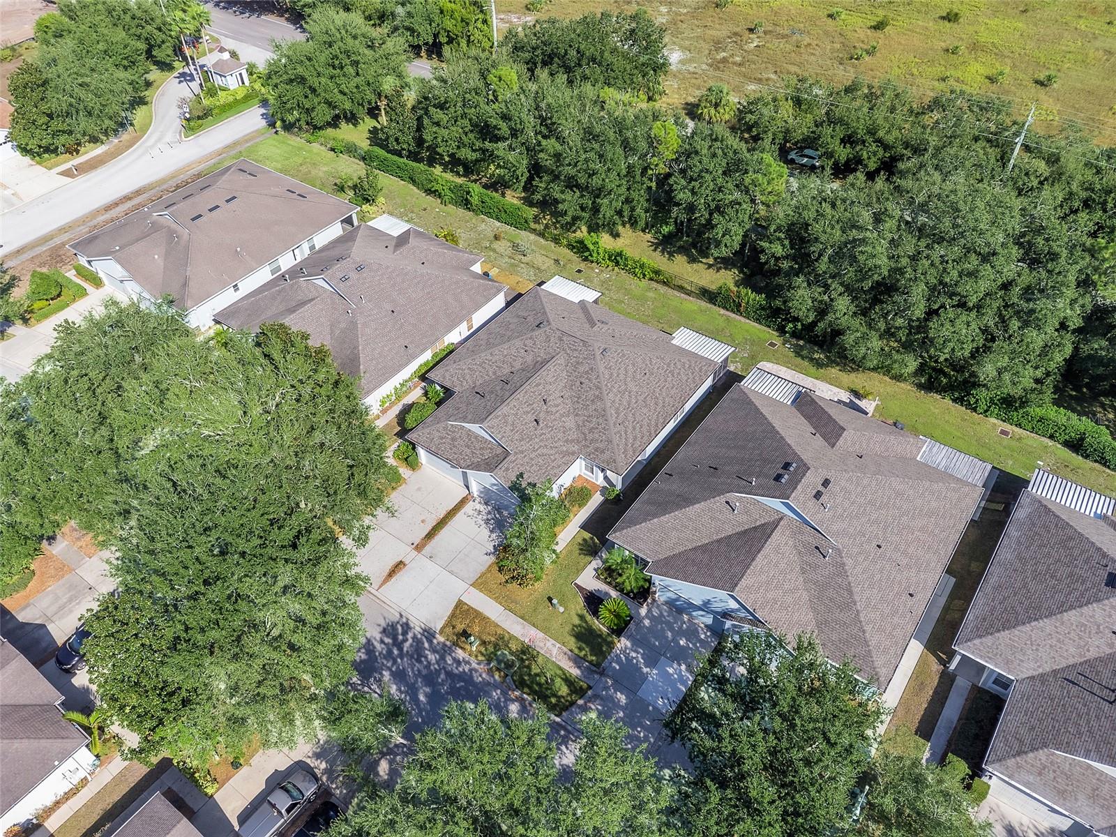 Listing photo id 25 for 6927 Surrey Hill Place