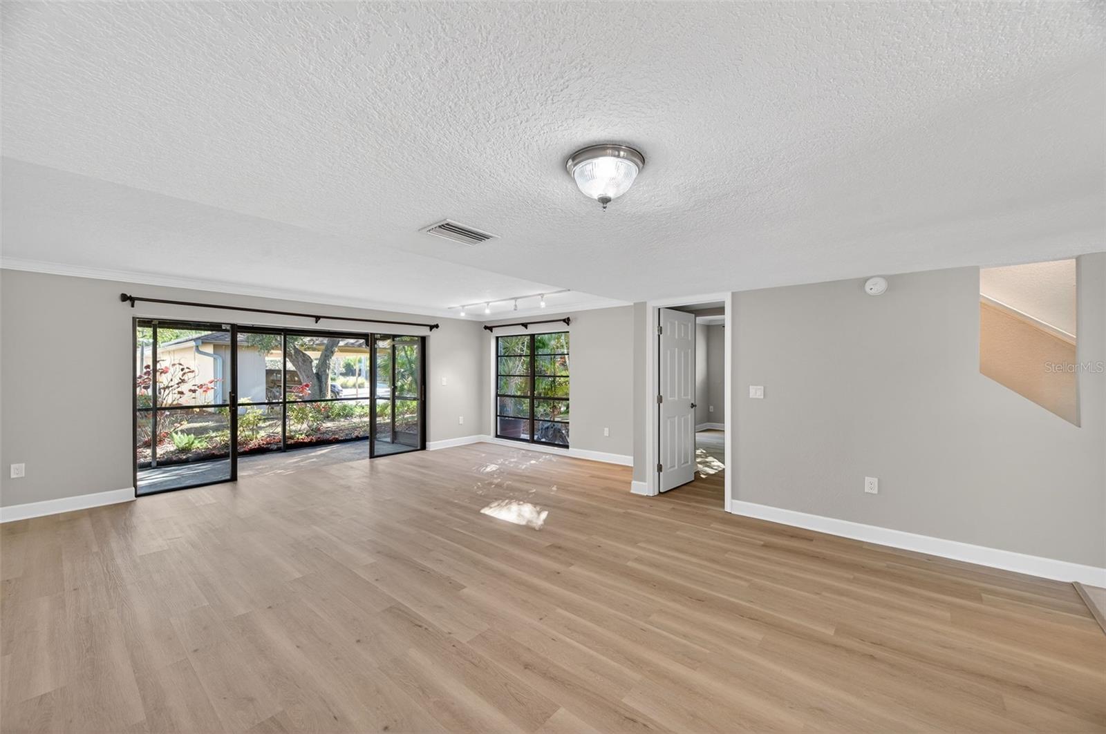 Image 10 of 71 For 13601 Frigate Court 106m