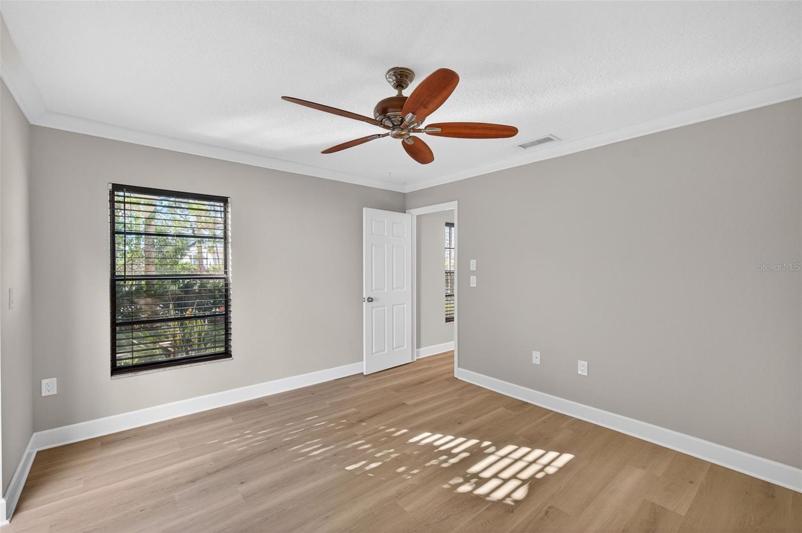 Image 20 of 71 For 13601 Frigate Court 106m