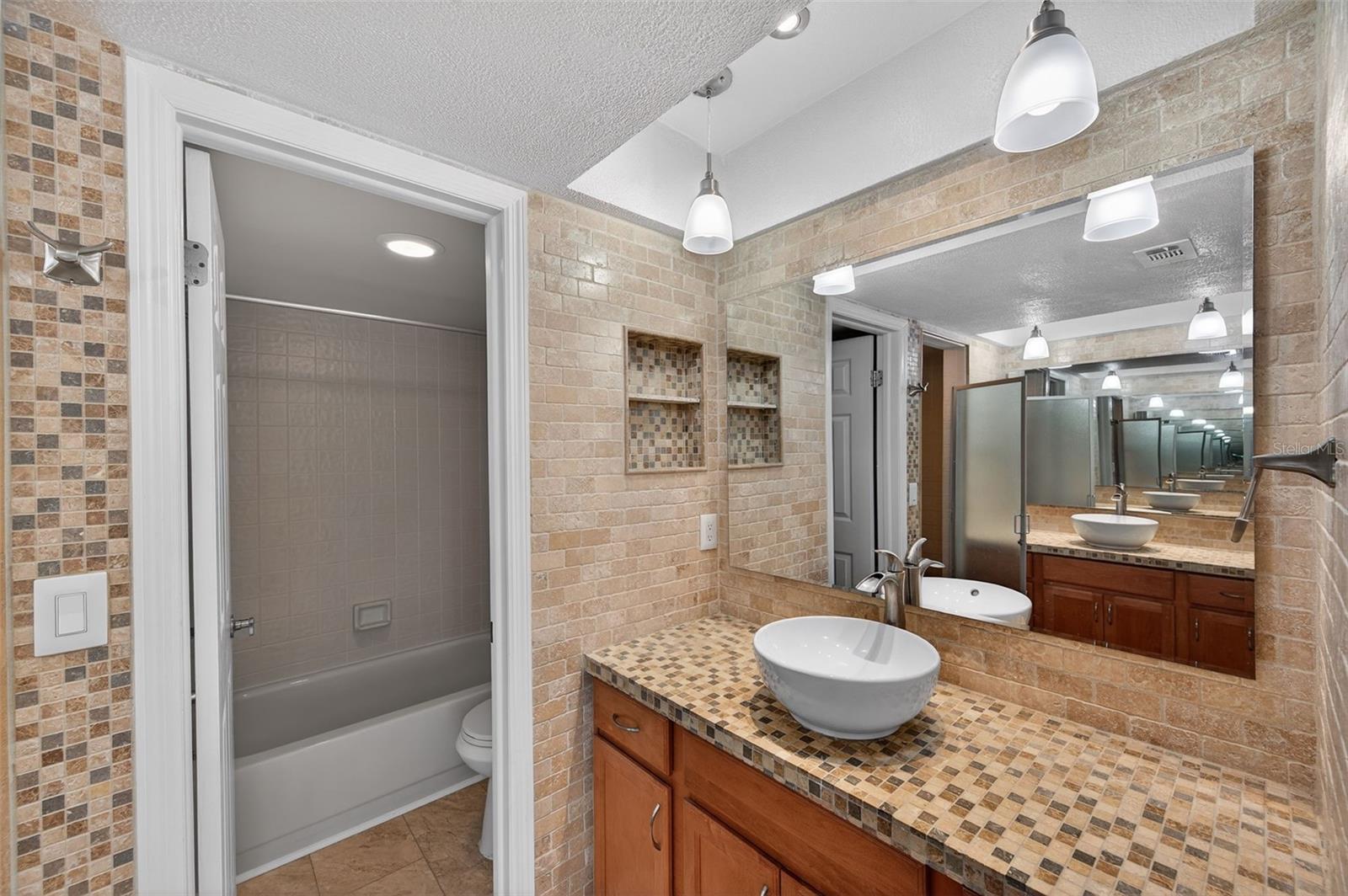 Image 44 of 71 For 13601 Frigate Court 106m