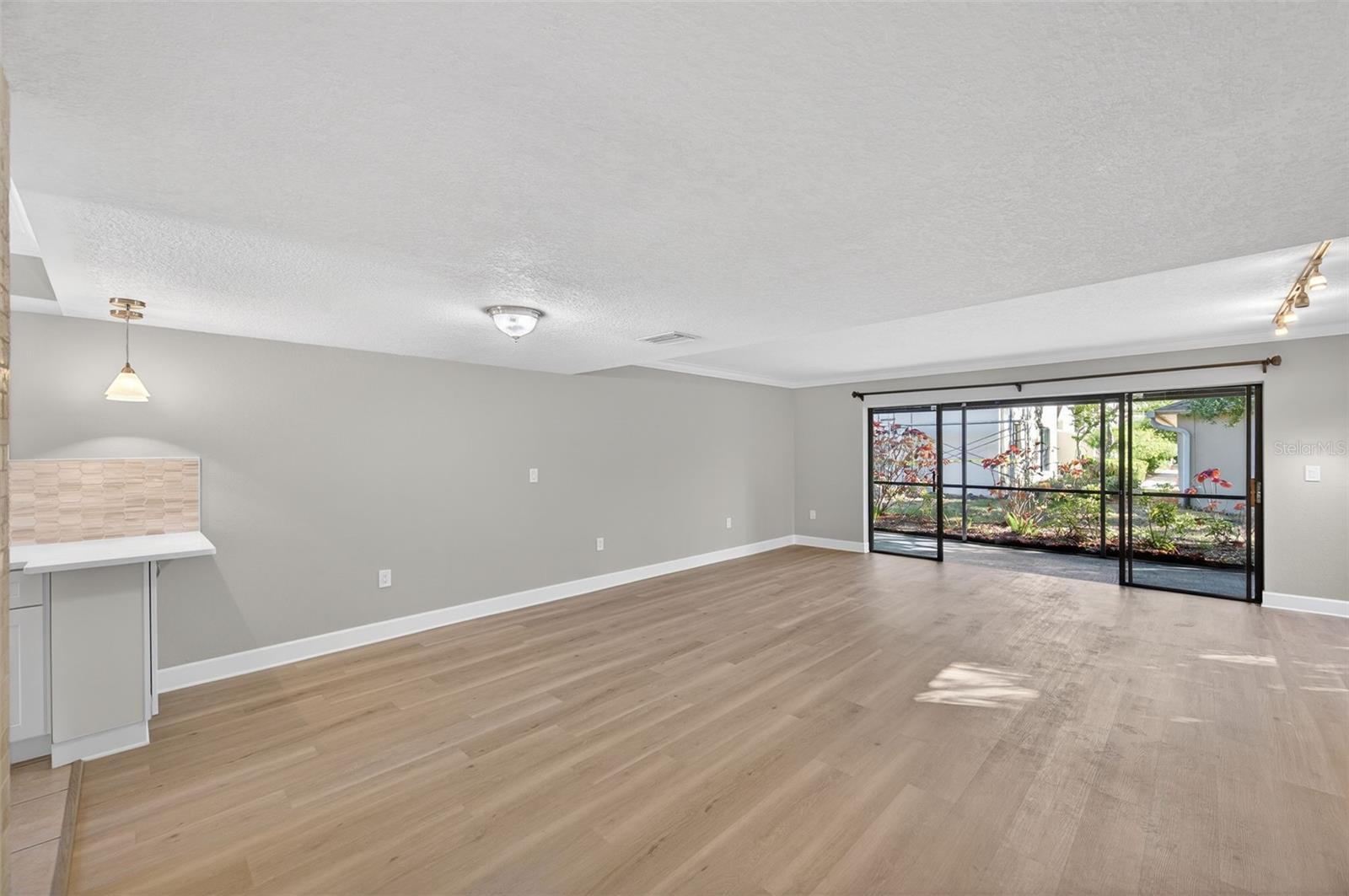 Image 8 of 71 For 13601 Frigate Court 106m