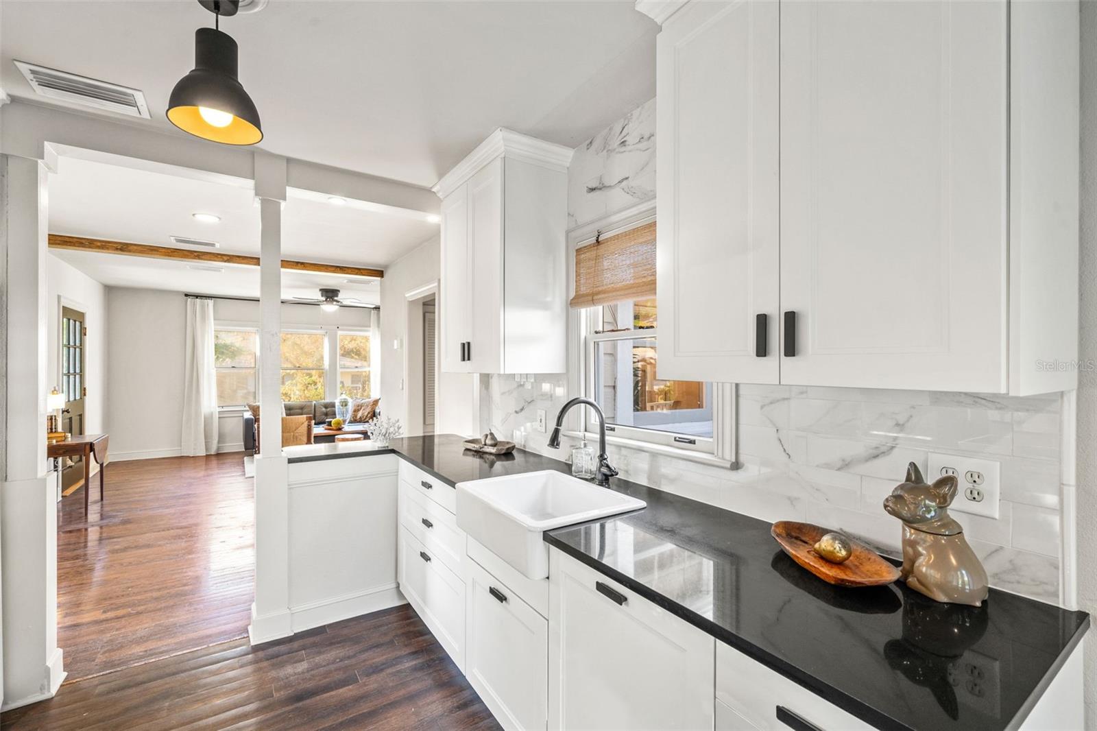 Image 10 of 37 For 3303 Perry Avenue