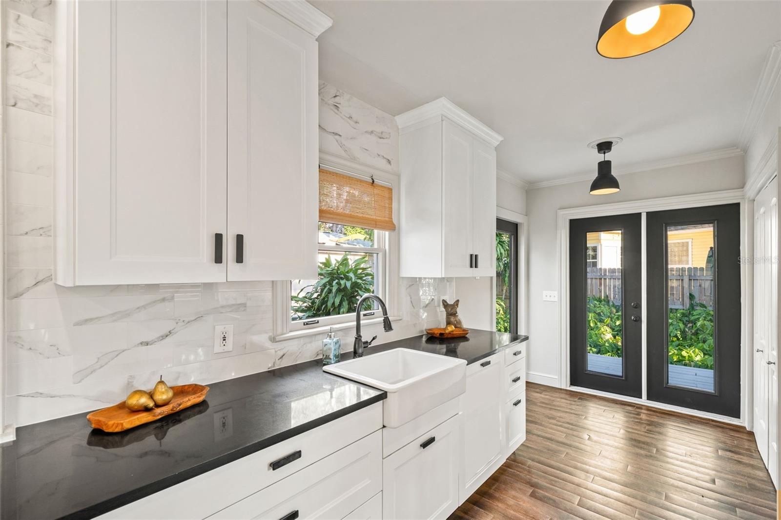 Image 11 of 37 For 3303 Perry Avenue