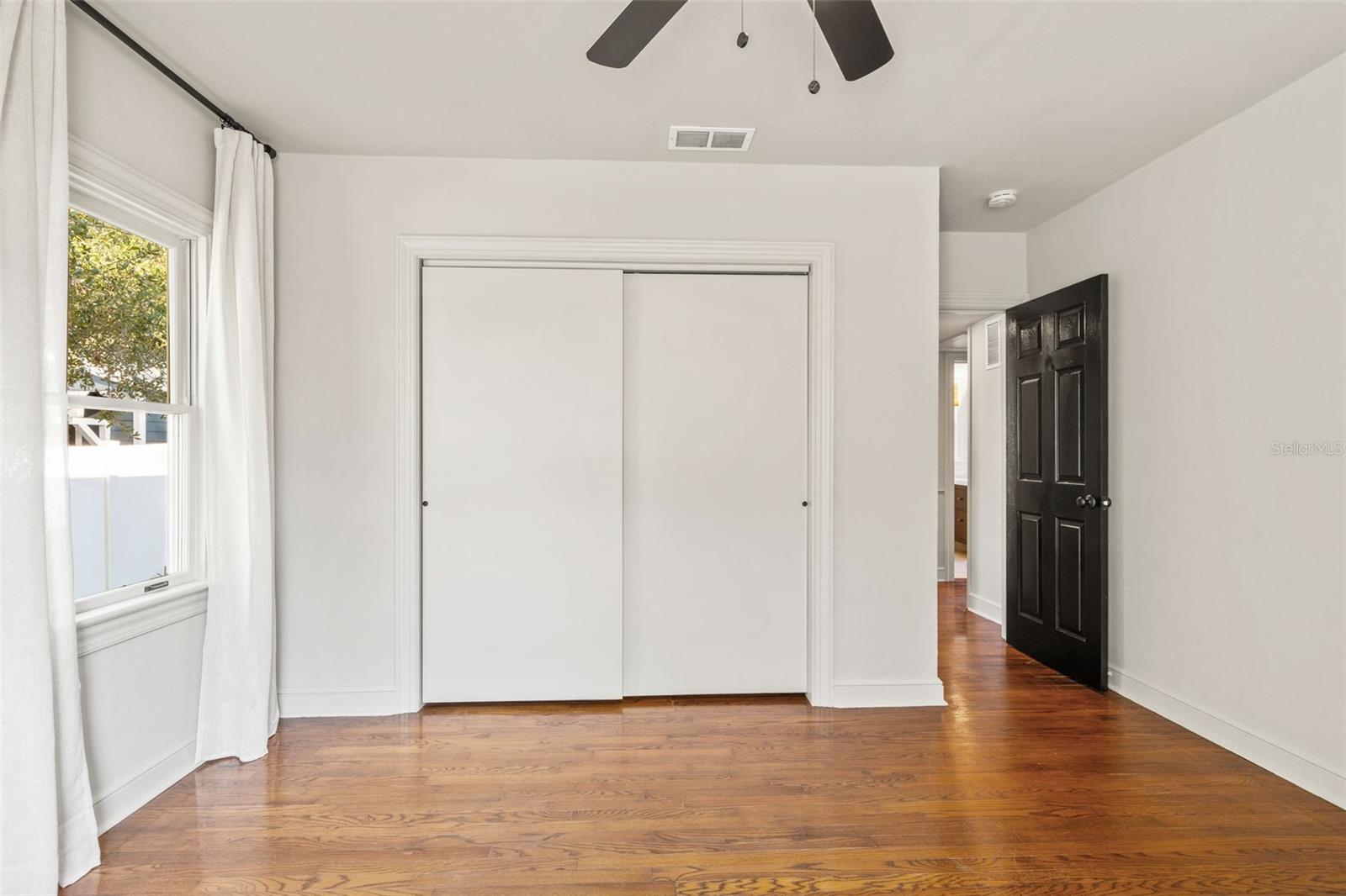 Image 20 of 37 For 3303 Perry Avenue