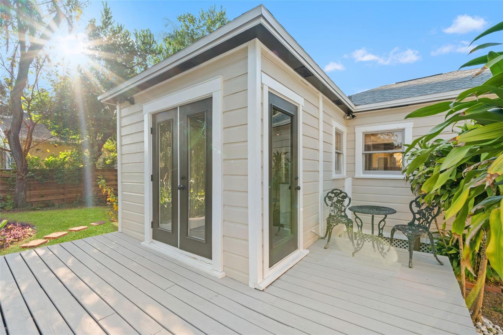 Image 24 of 37 For 3303 Perry Avenue