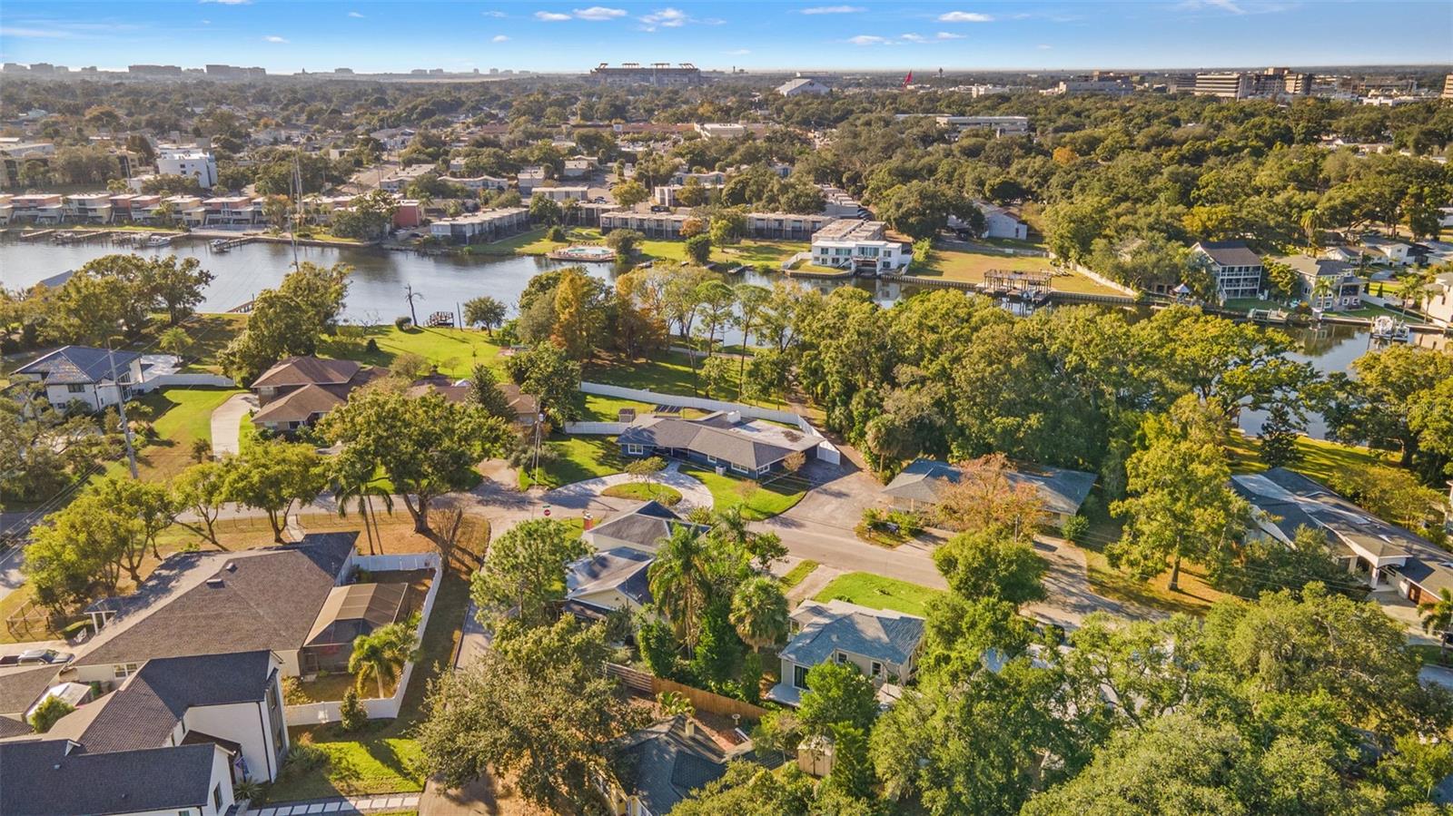 Image 32 of 37 For 3303 Perry Avenue