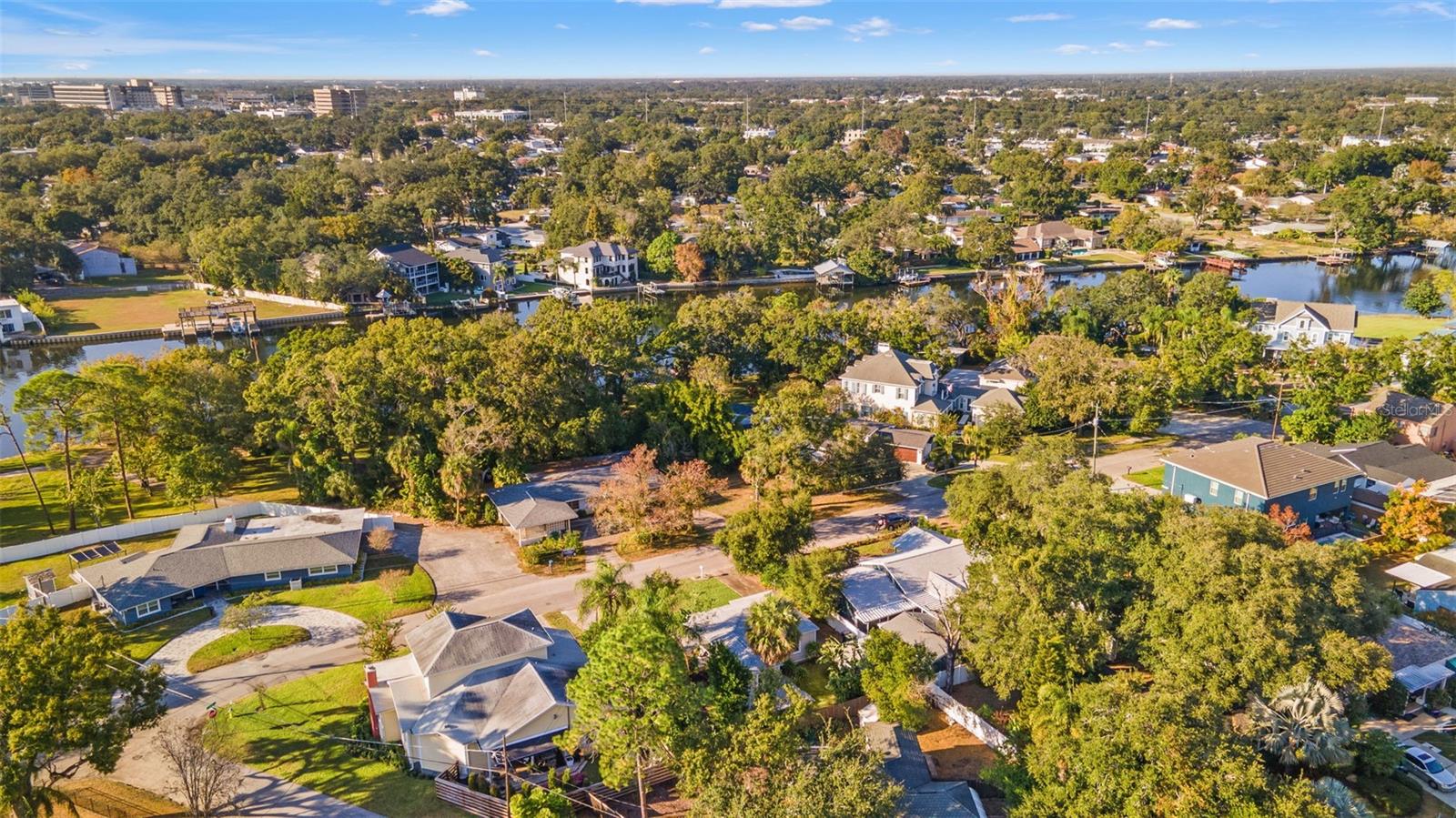 Image 33 of 37 For 3303 Perry Avenue