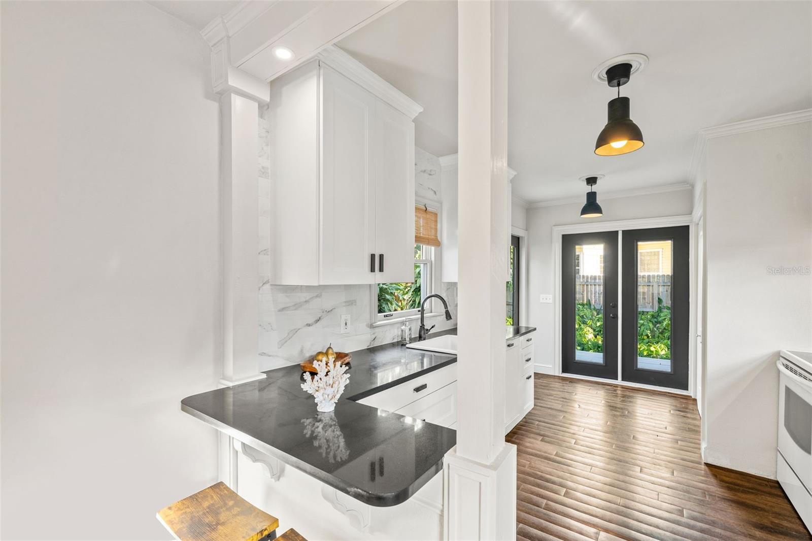 Image 8 of 37 For 3303 Perry Avenue