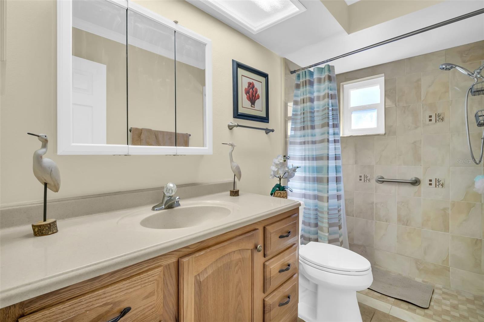 Image 24 of 57 For 1222 Gillespie Drive