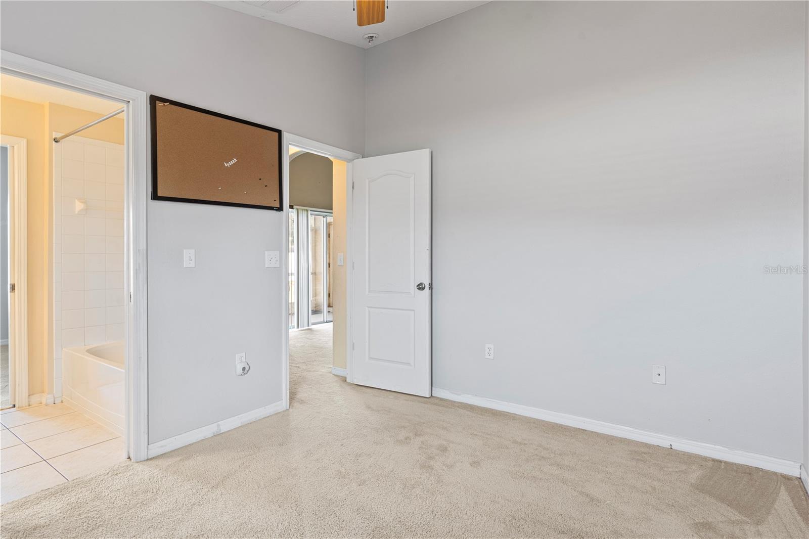 Image 28 of 41 For 4667 Hickory Stream Lane