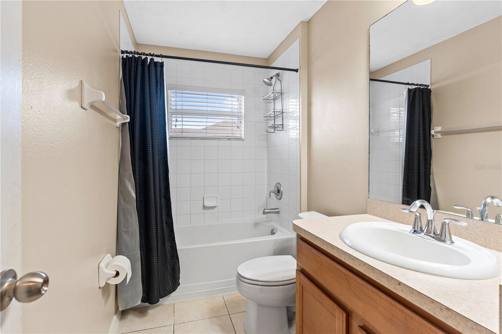 Image 33 of 41 For 4667 Hickory Stream Lane