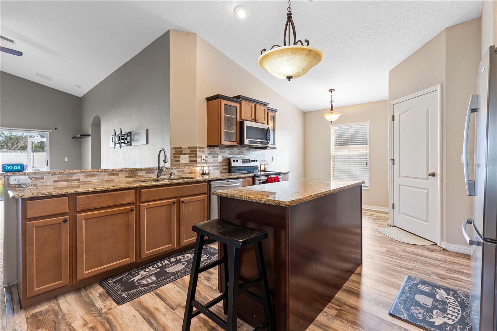 Image 9 of 41 For 4667 Hickory Stream Lane