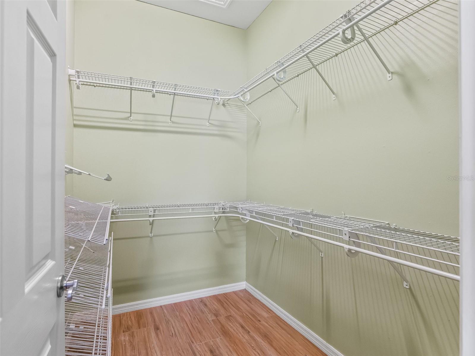 Image 23 of 40 For 978 Smyrna Street