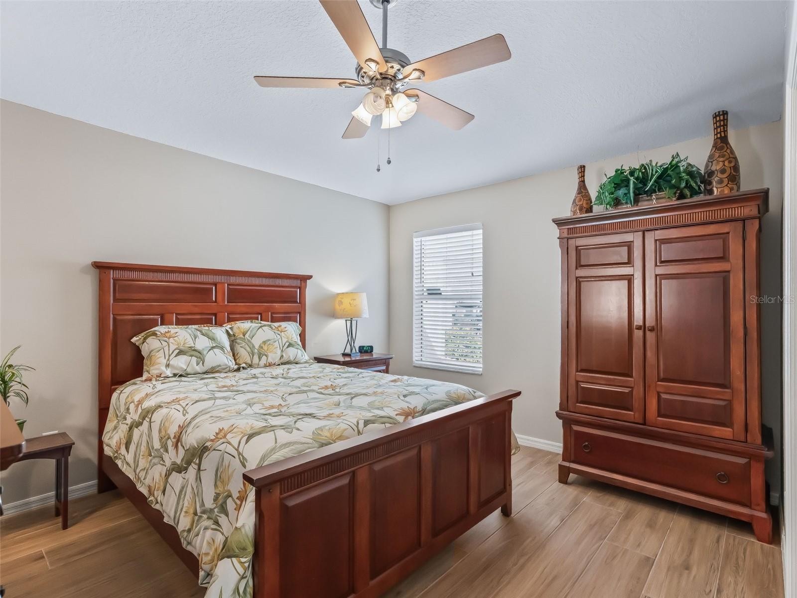 Image 26 of 40 For 978 Smyrna Street