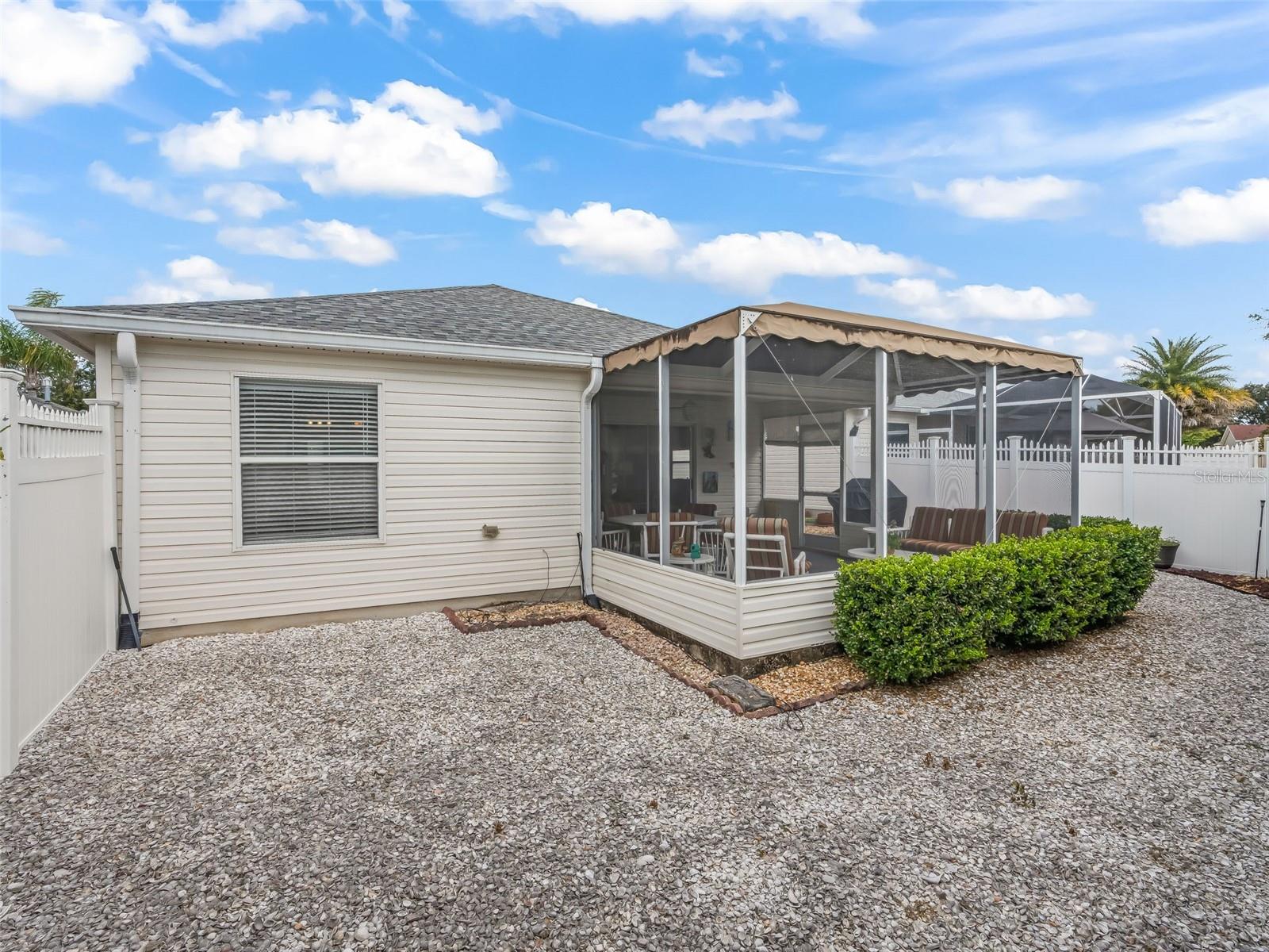 Image 36 of 40 For 978 Smyrna Street