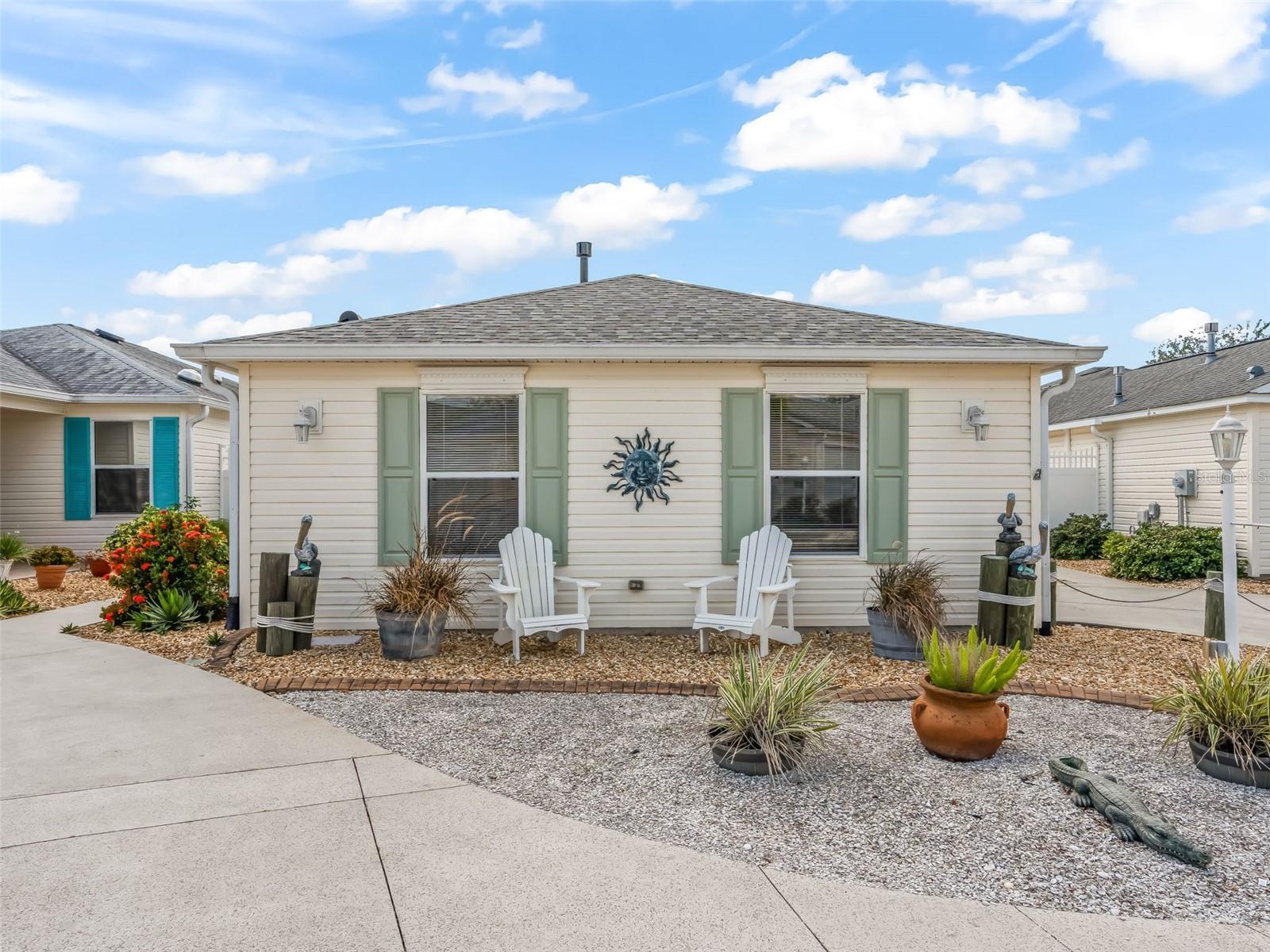 Image 4 of 40 For 978 Smyrna Street