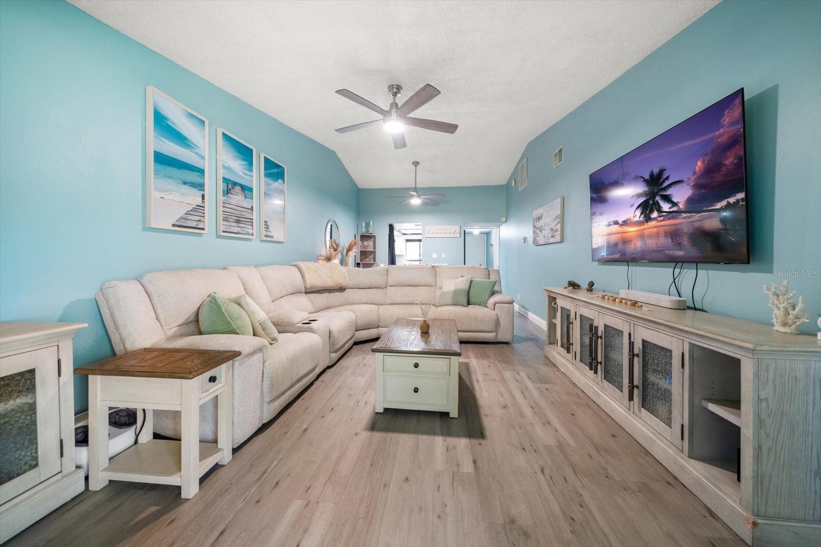 Image 11 of 35 For 9747 86th Avenue