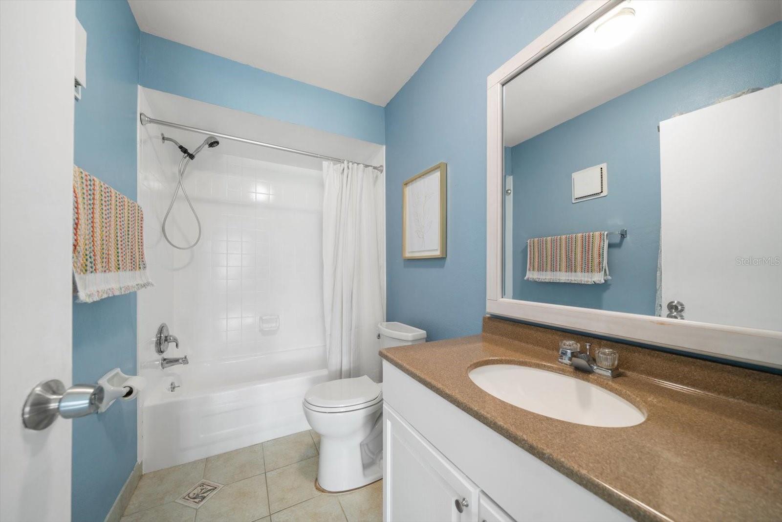 Image 18 of 35 For 9747 86th Avenue