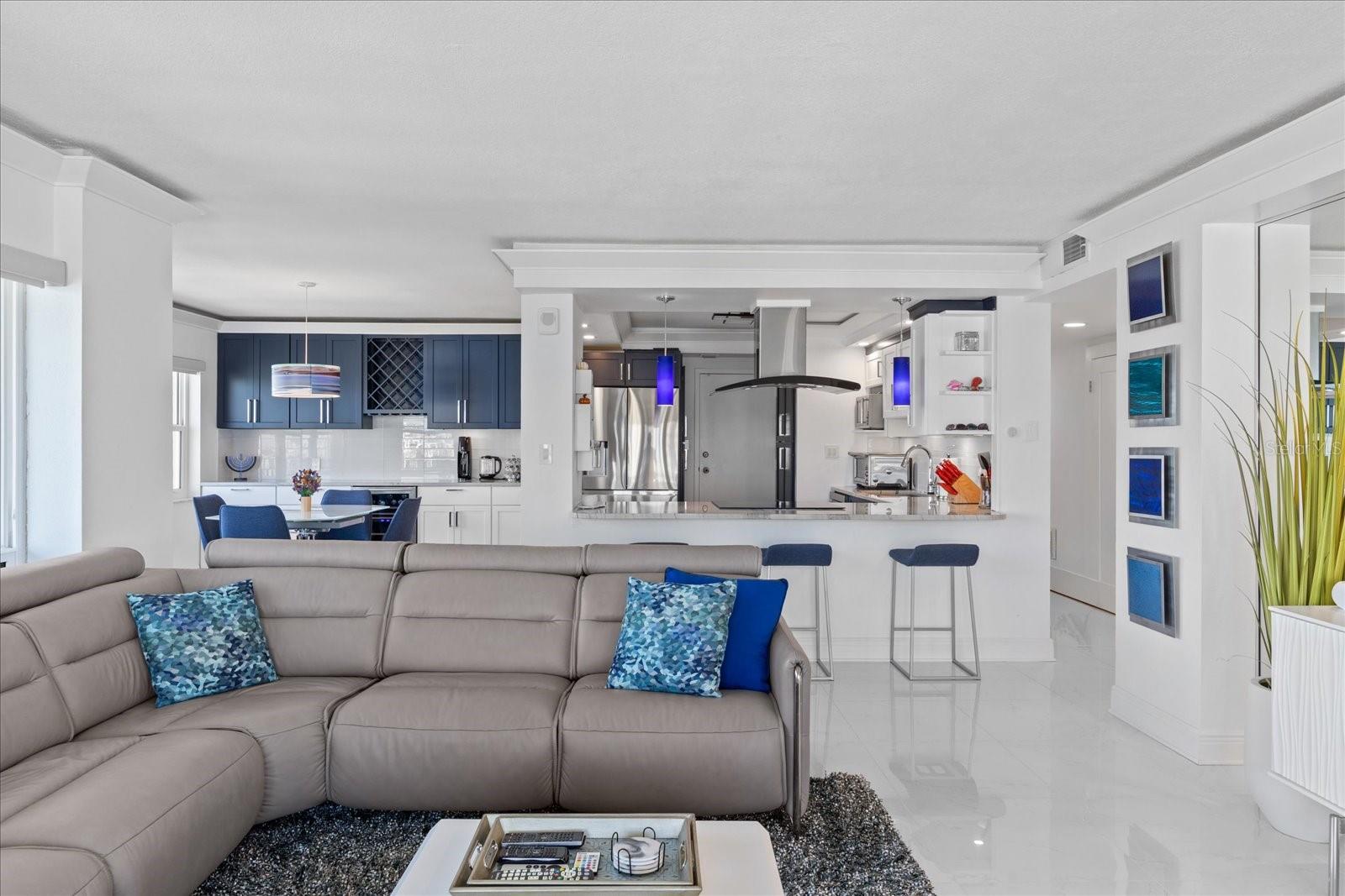 Image 10 of 73 For 1621 Gulf Boulevard 1508