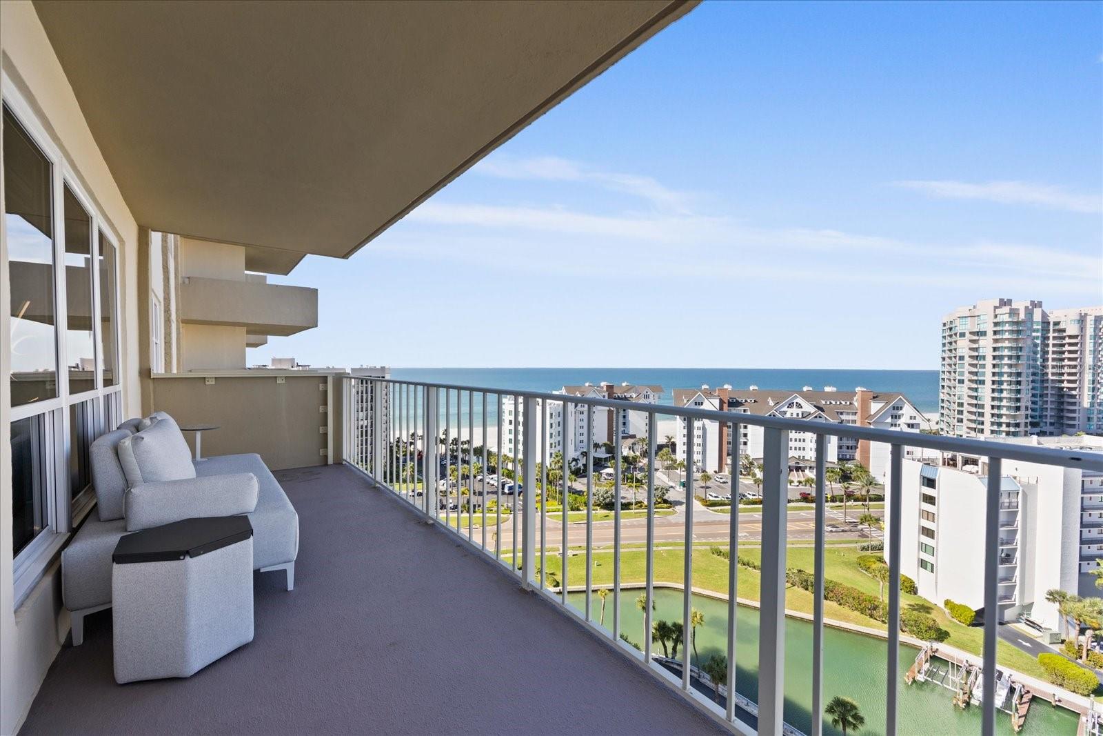 Image 15 of 73 For 1621 Gulf Boulevard 1508