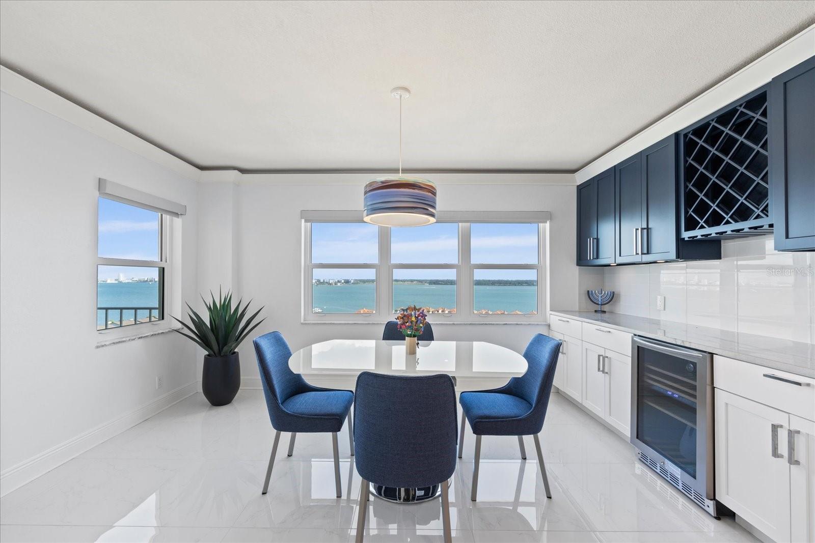 Image 21 of 73 For 1621 Gulf Boulevard 1508