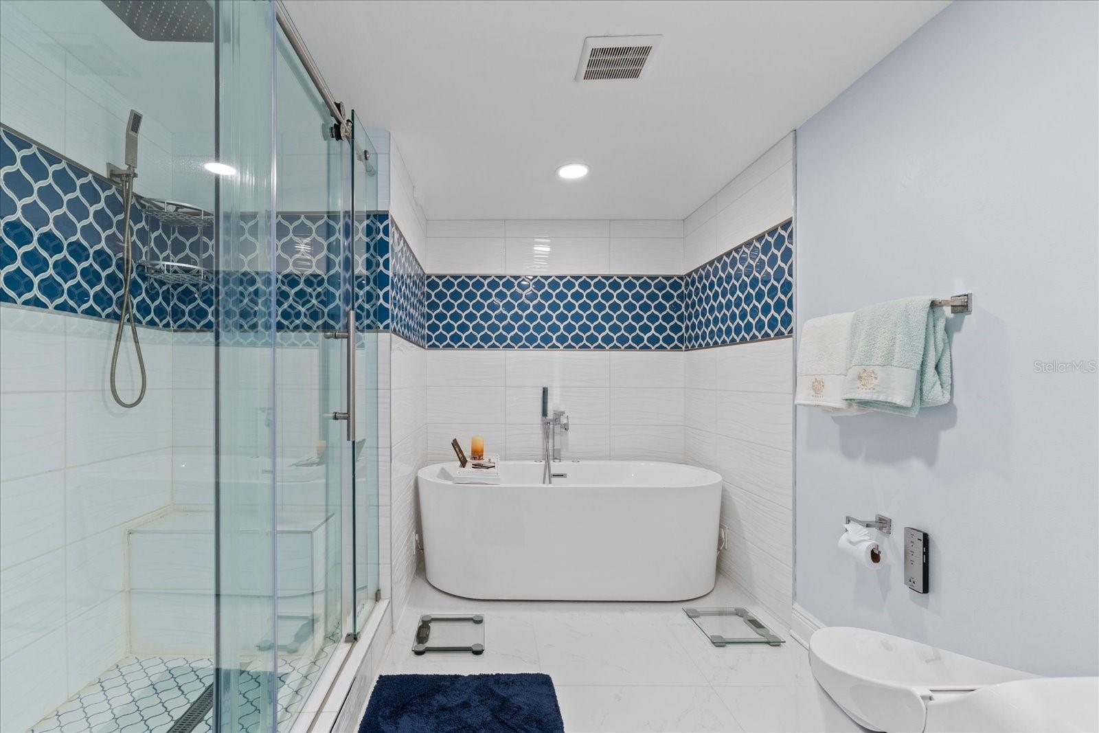 Image 32 of 73 For 1621 Gulf Boulevard 1508