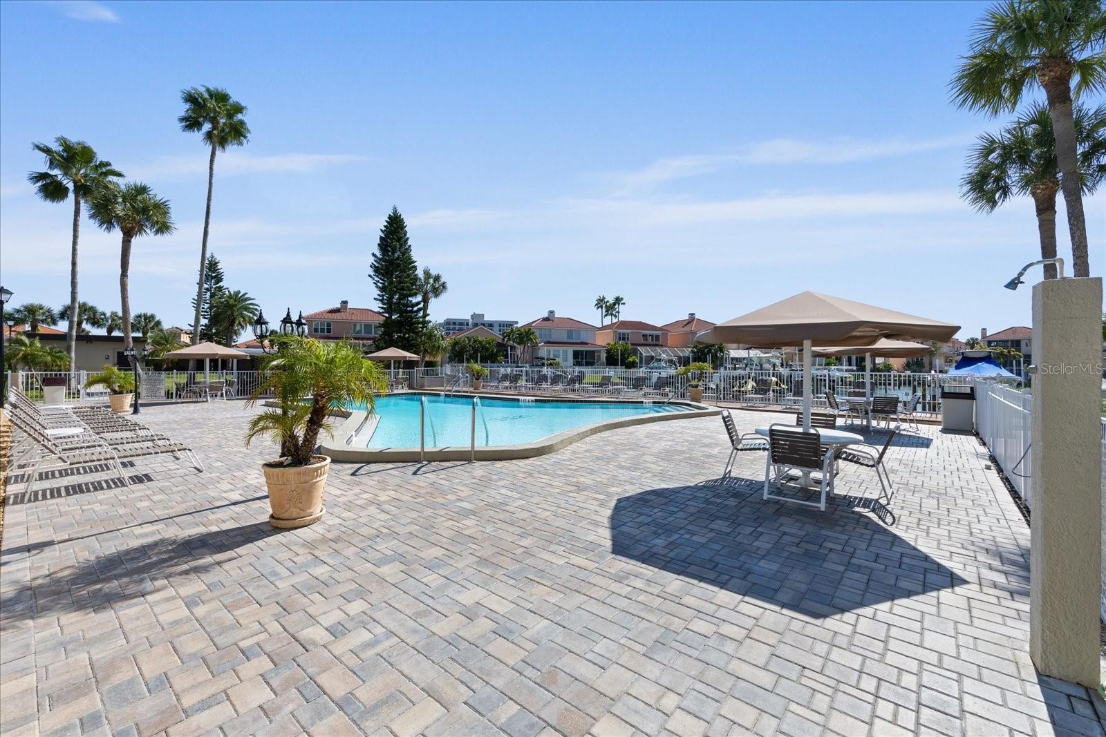 Image 42 of 73 For 1621 Gulf Boulevard 1508