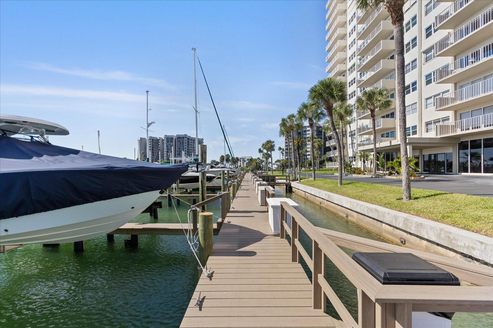 Image 47 of 73 For 1621 Gulf Boulevard 1508