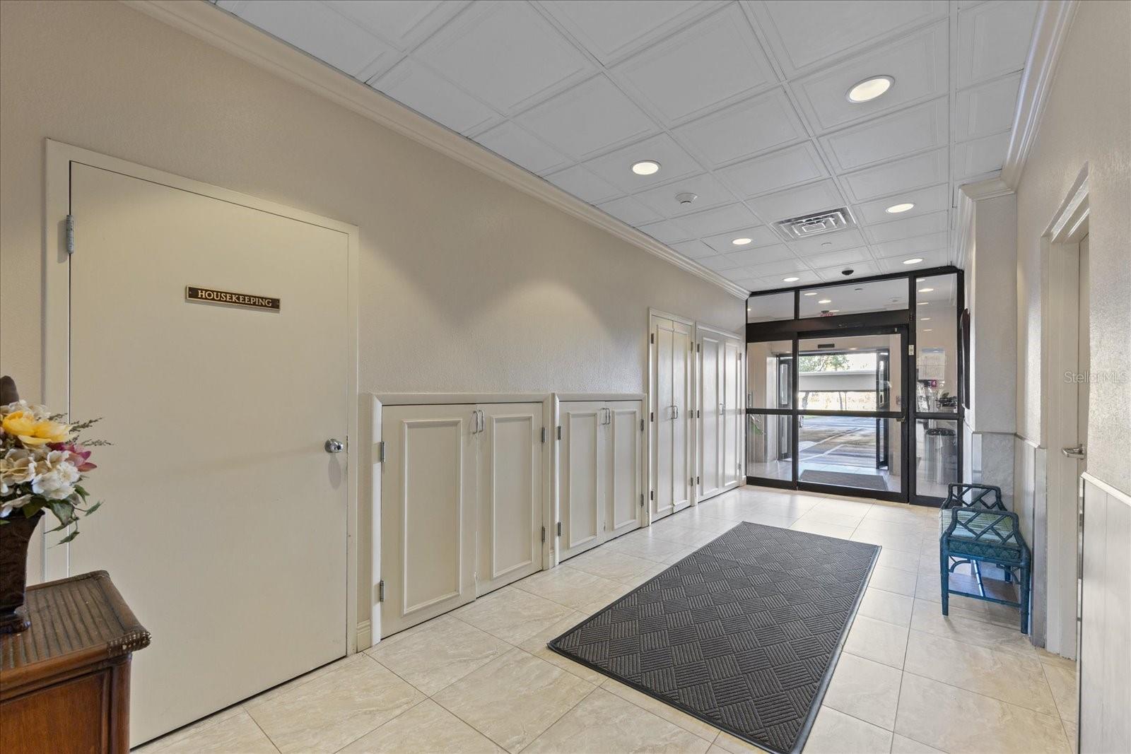 Image 53 of 73 For 1621 Gulf Boulevard 1508