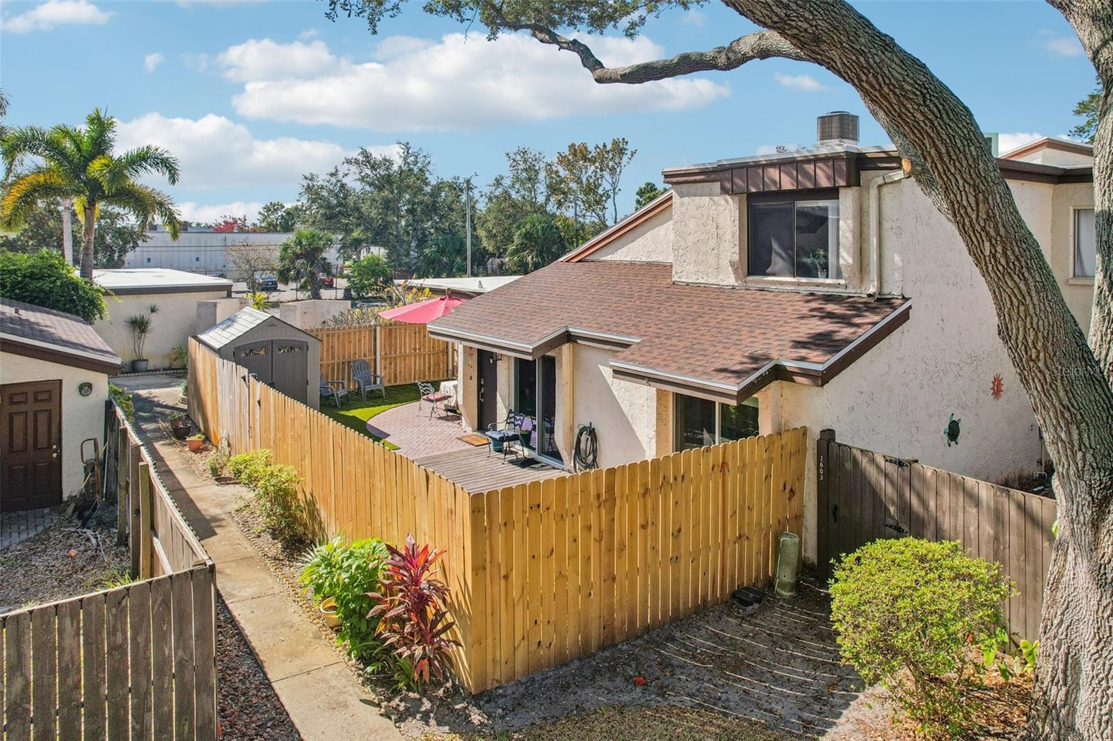 Image 24 of 33 For 2095 Sunset Point Road 1604